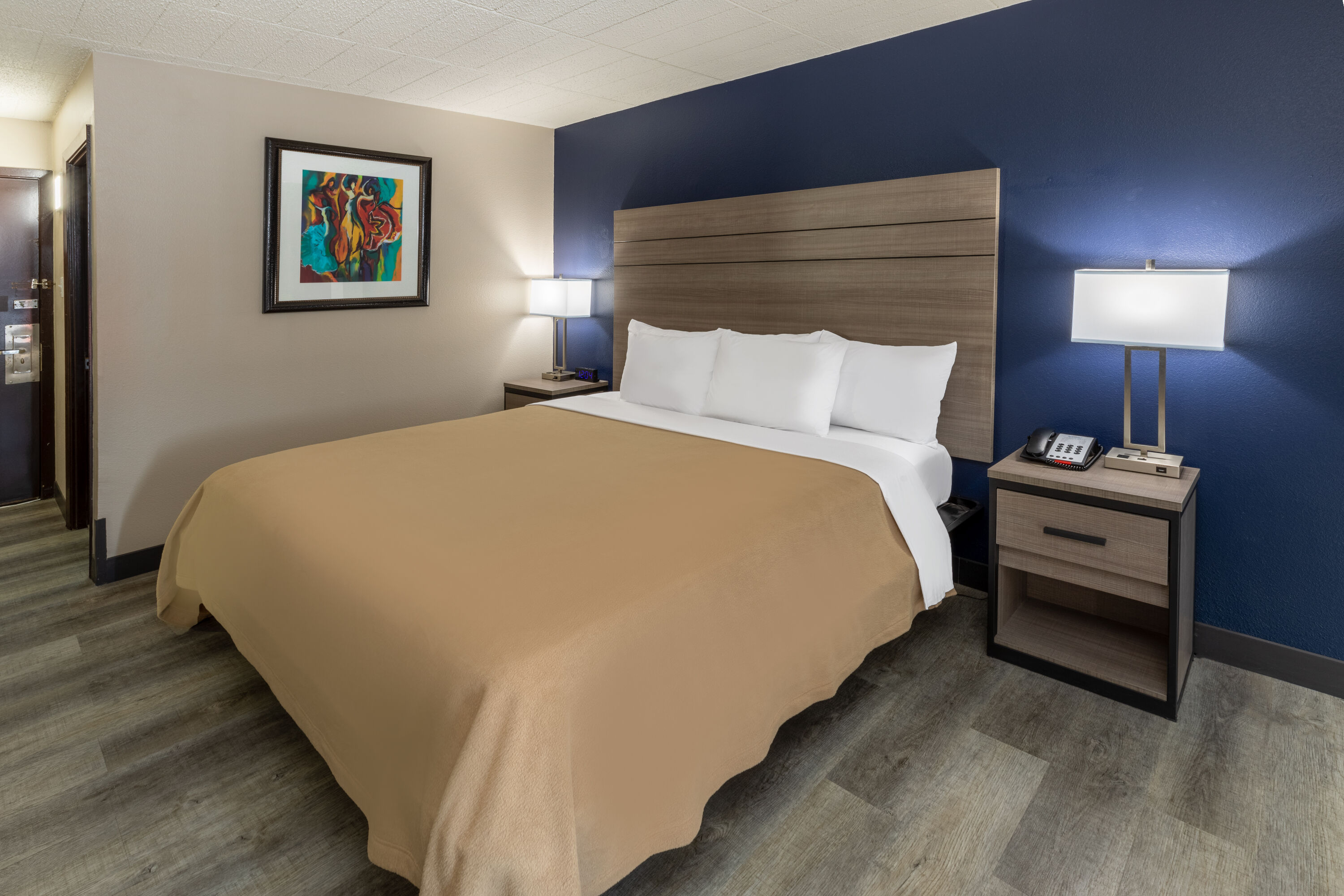 Guest room at the Baymont by Wyndham Laredo in Laredo, Texas