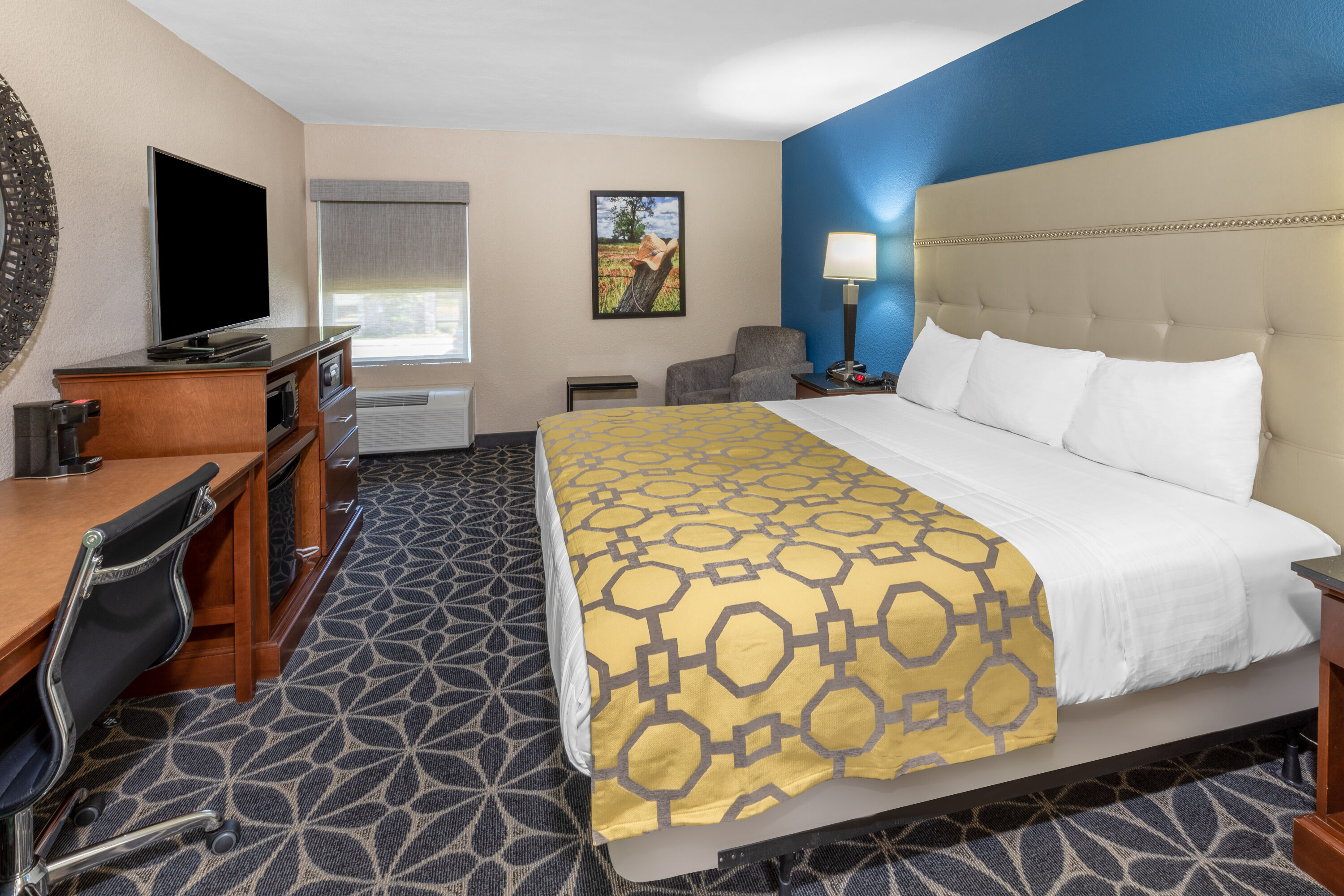 Guest room at the Baymont by Wyndham McAllen/Pharr in McAllen, Texas
