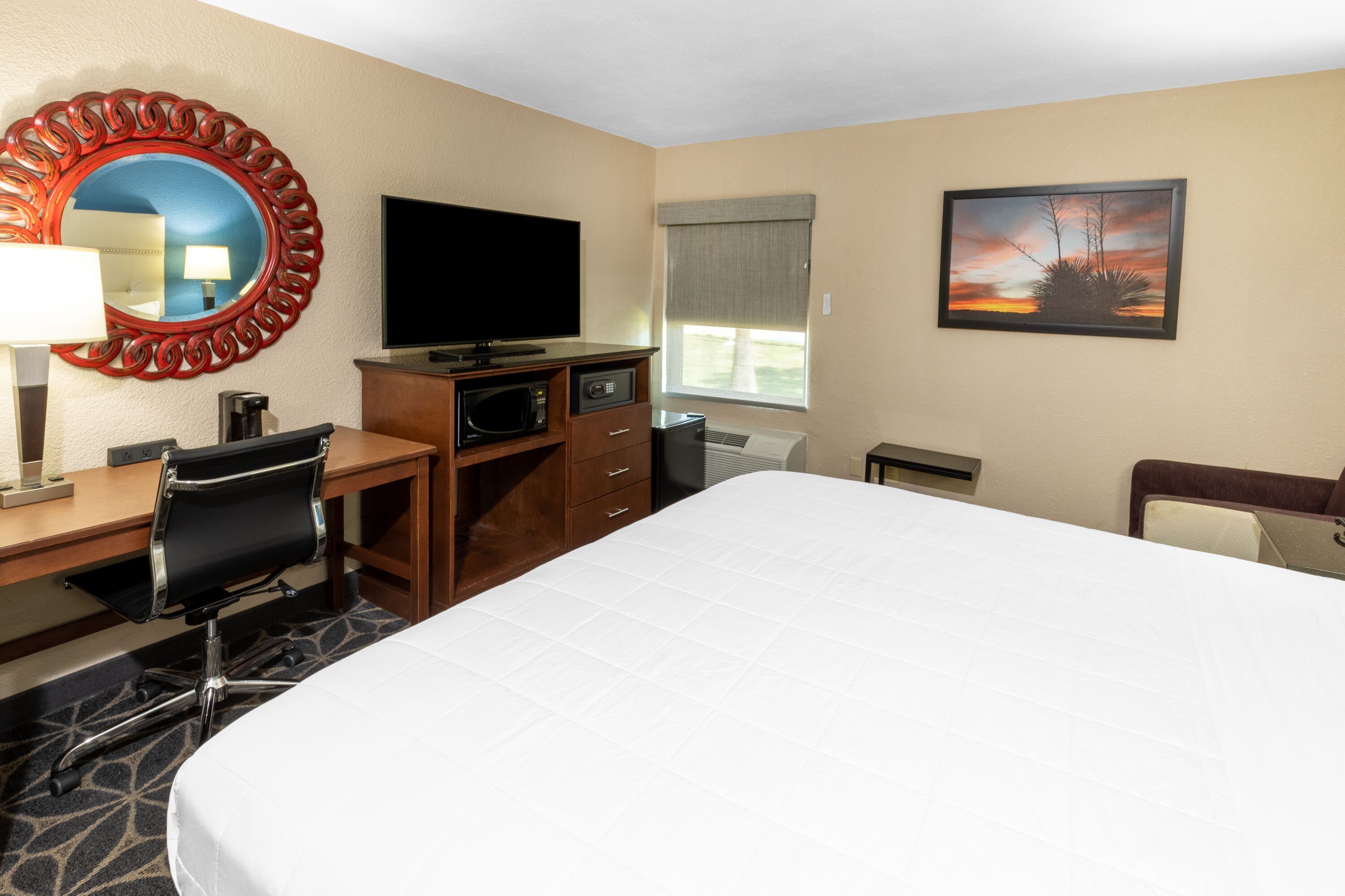 Guest room at the Baymont by Wyndham McAllen/Pharr in McAllen, Texas