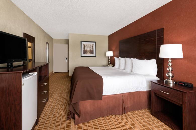 Guest room at the Baymont Inn & Suites Midland Airport in Midland, Texas