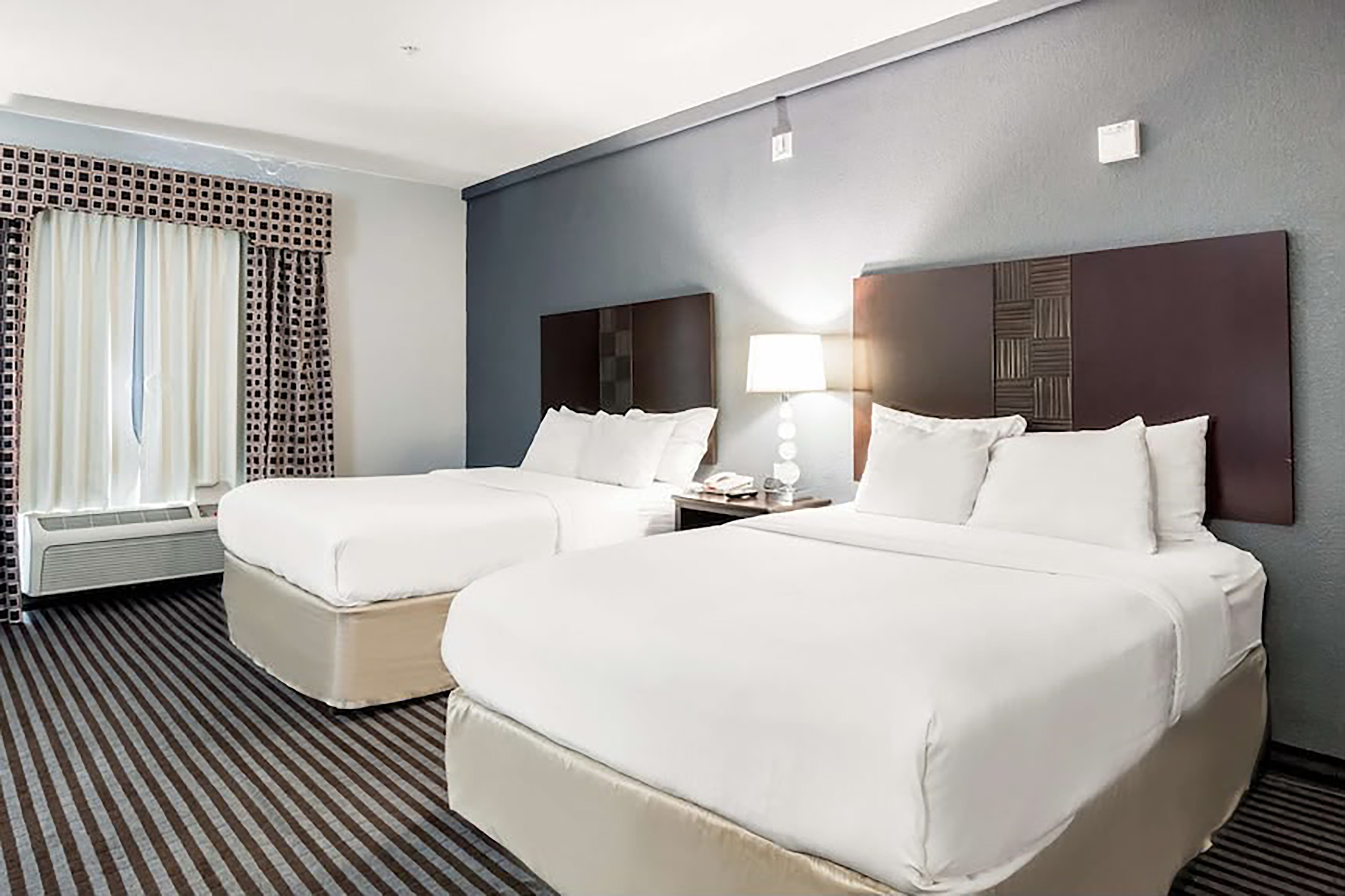Guest room at the Baymont by Wyndham Mineral Wells in Mineral Wells, Texas