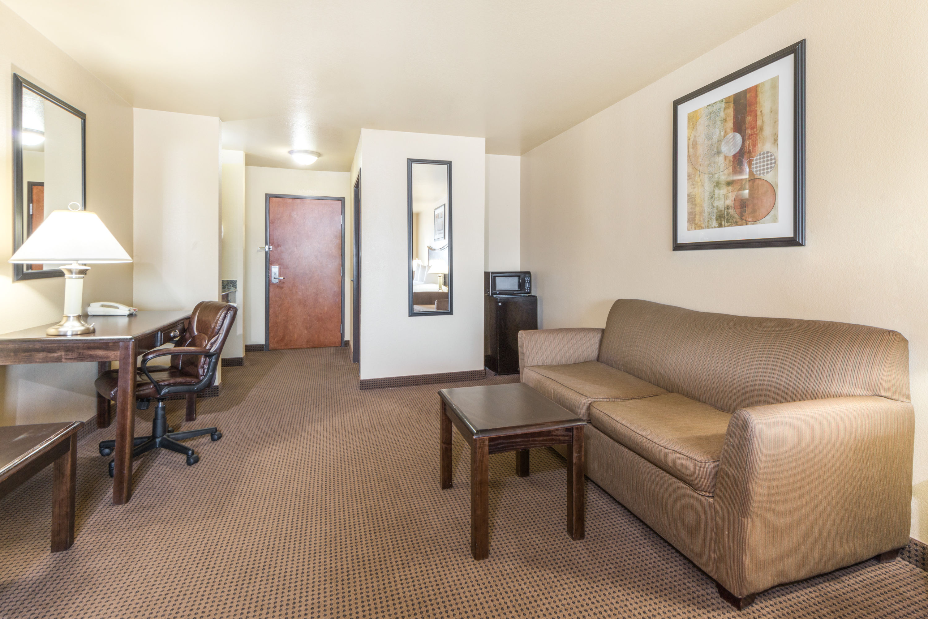Guest room at the Baymont by Wyndham Perryton in Perryton, Texas