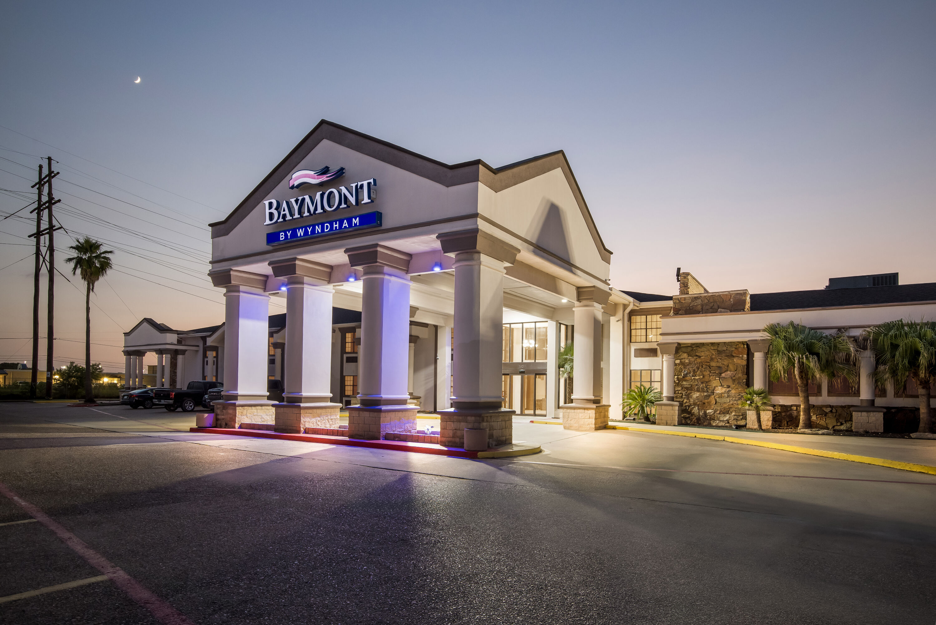 Exterior Night Image of Baymont by Wyndham Port Arthur/Groves Area hotel in Port Arthur, Texas