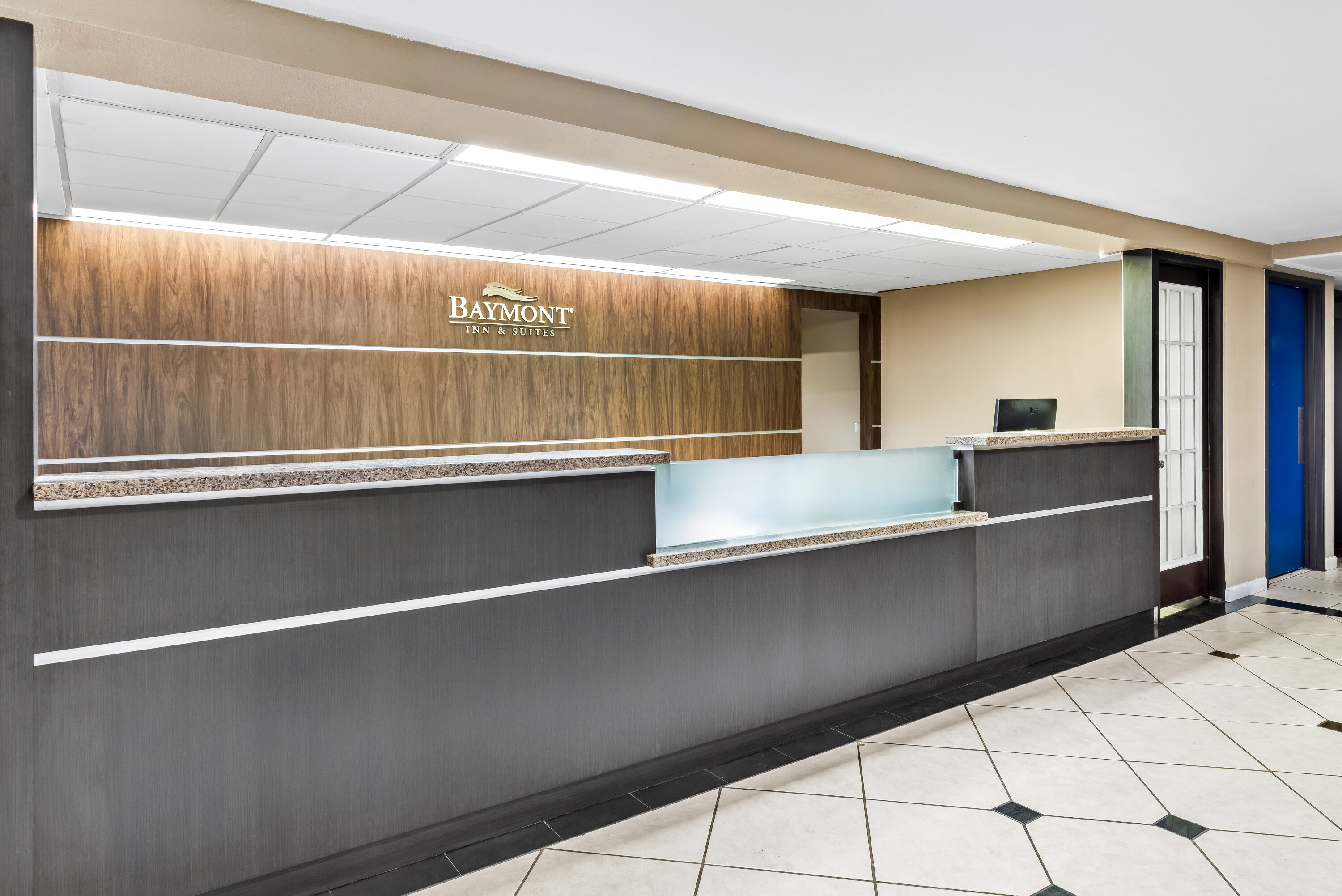 Baymont by Wyndham Port Arthur/Groves Area reception in Port Arthur, Texas