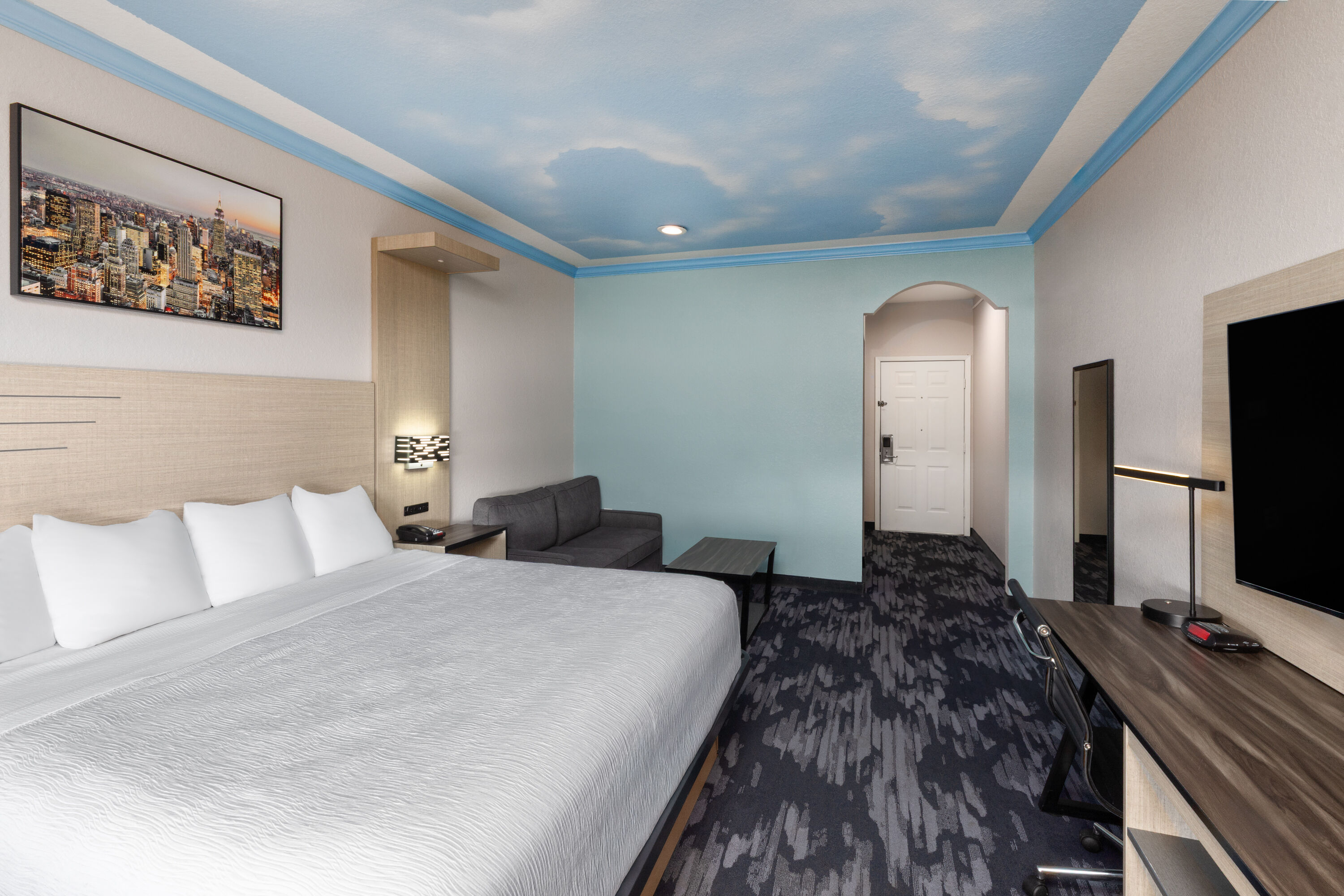 Baymont by Wyndham Texas City suite in Texas City, Texas