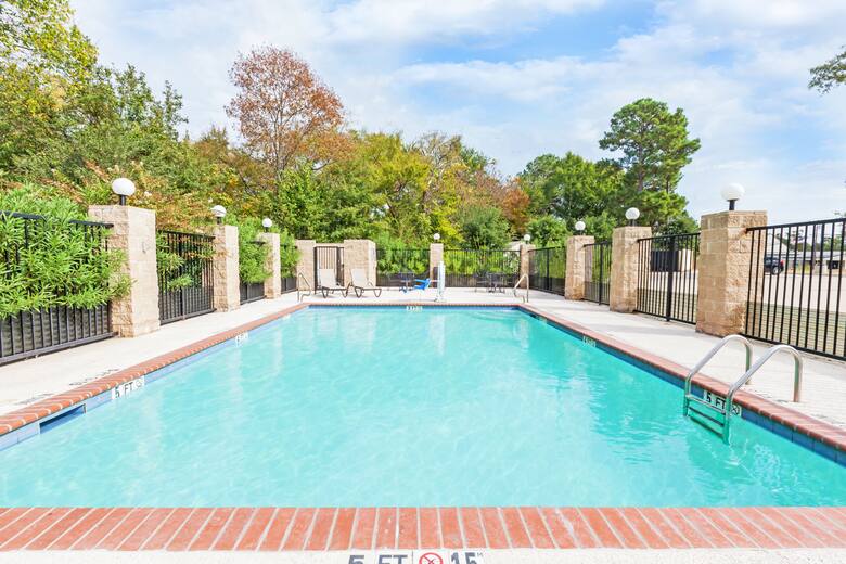 Pool at the Baymont Inn & Suites Tyler in Tyler, Texas