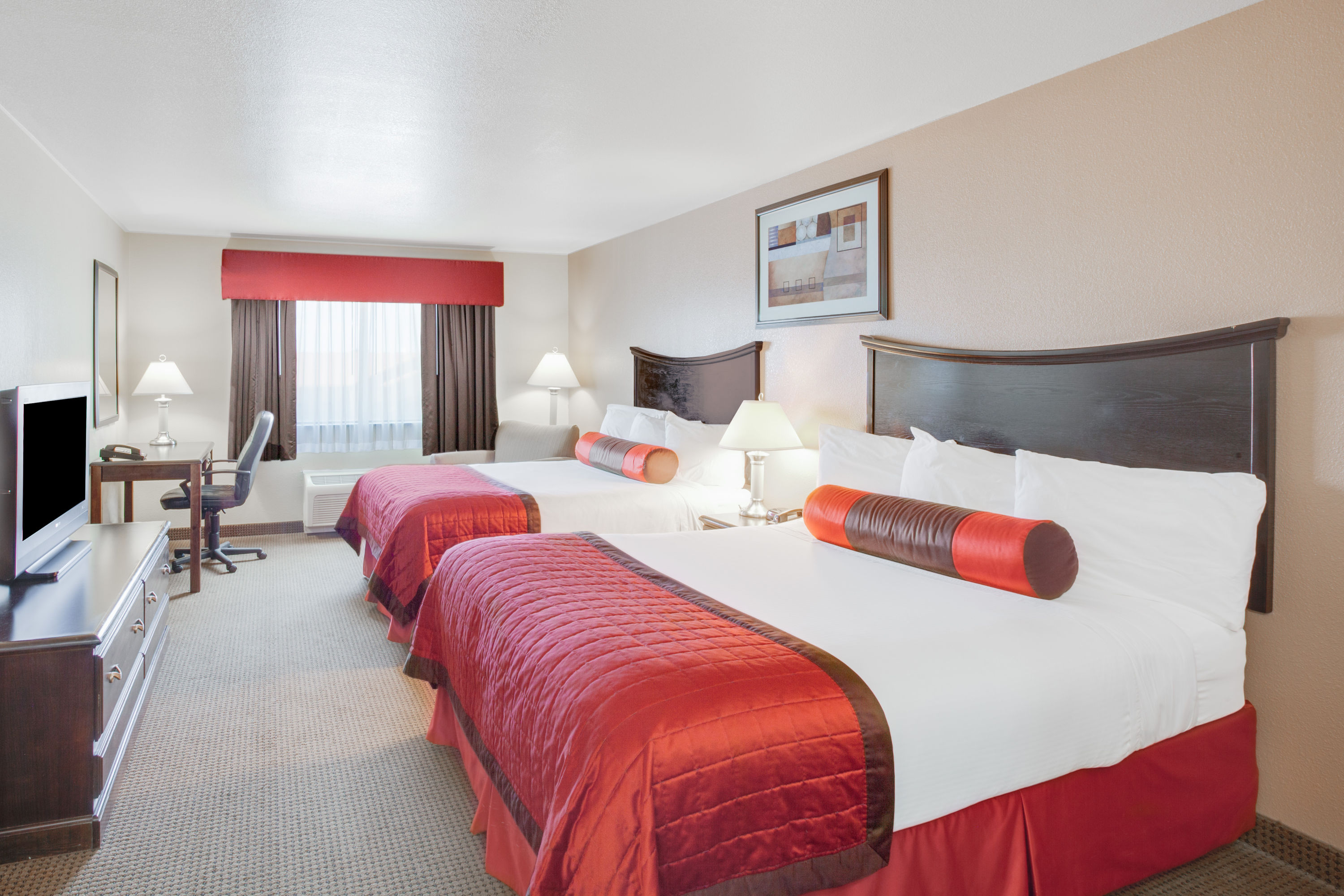 Guest room at the Baymont by Wyndham Wheeler in Wheeler, Texas