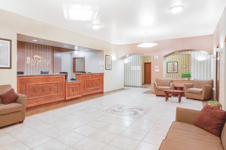 Baymont Inn & Suites Wheeler hotel lobby in Wheeler, Texas