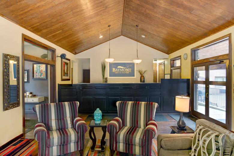 Baymont Inn & Suites Provo River hotel lobby in Provo, Utah