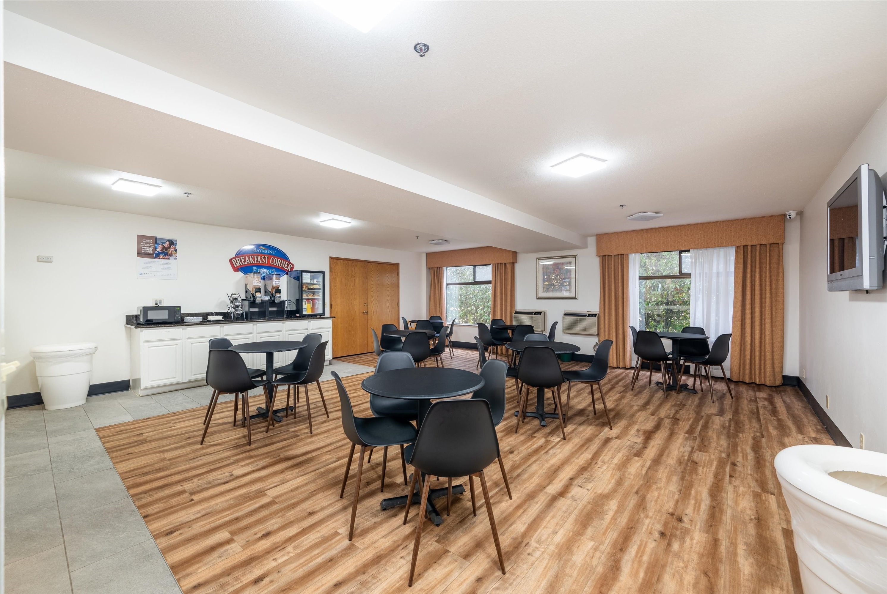 Free breakfast at Baymont by Wyndham Bellingham in Bellingham, Washington