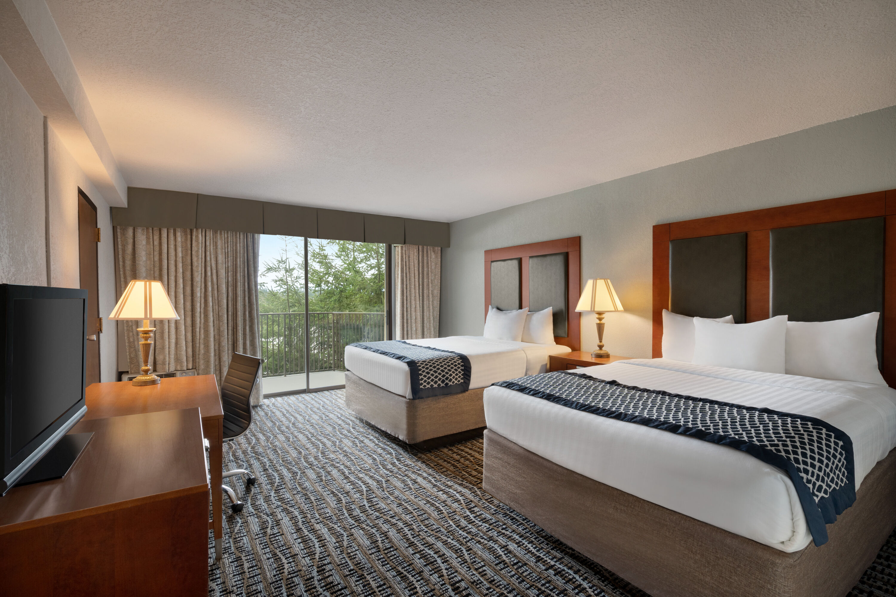 Baymont by Wyndham Bremerton WA suite in Bremerton, Washington