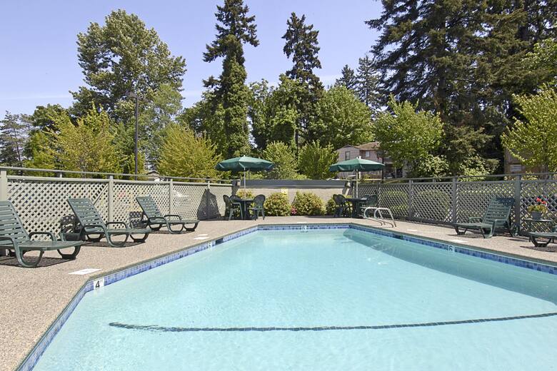 Pool at the Baymont Inn & Suites Seattle/Kirkland WA in Kirkland, Washington