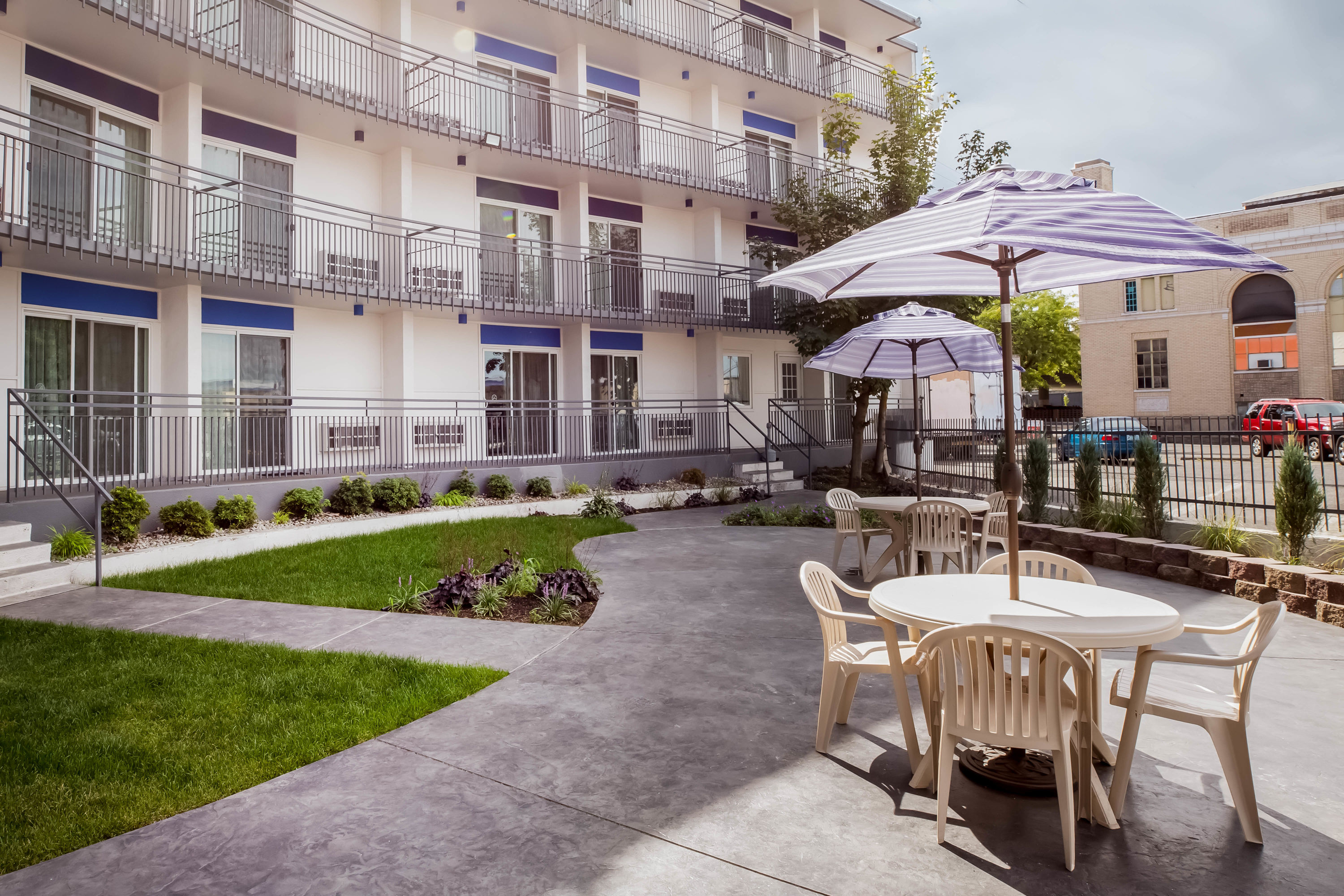 Baymont Wyndham Spokane Spokane  Hotels