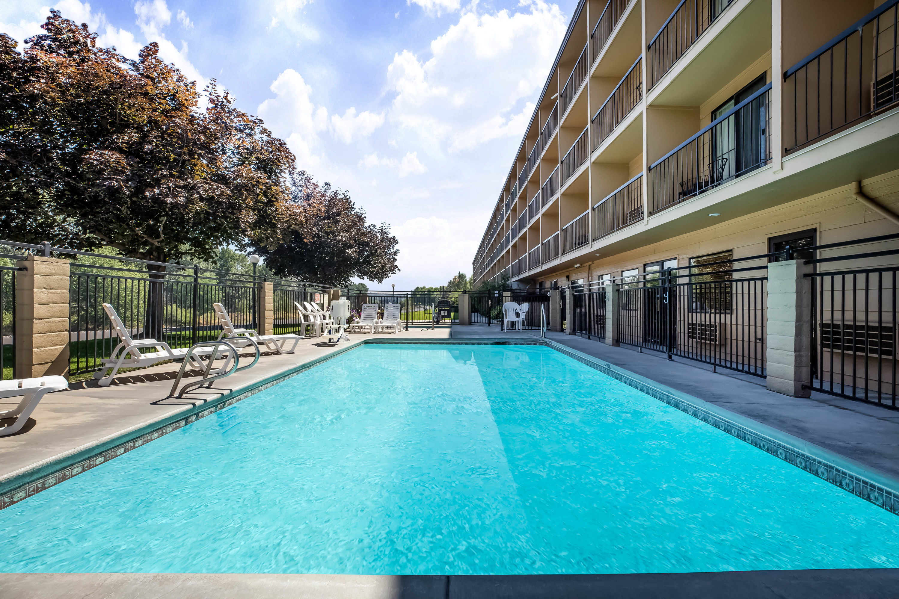Baymont By Wyndham Yakima Yakima Wa Hotels
