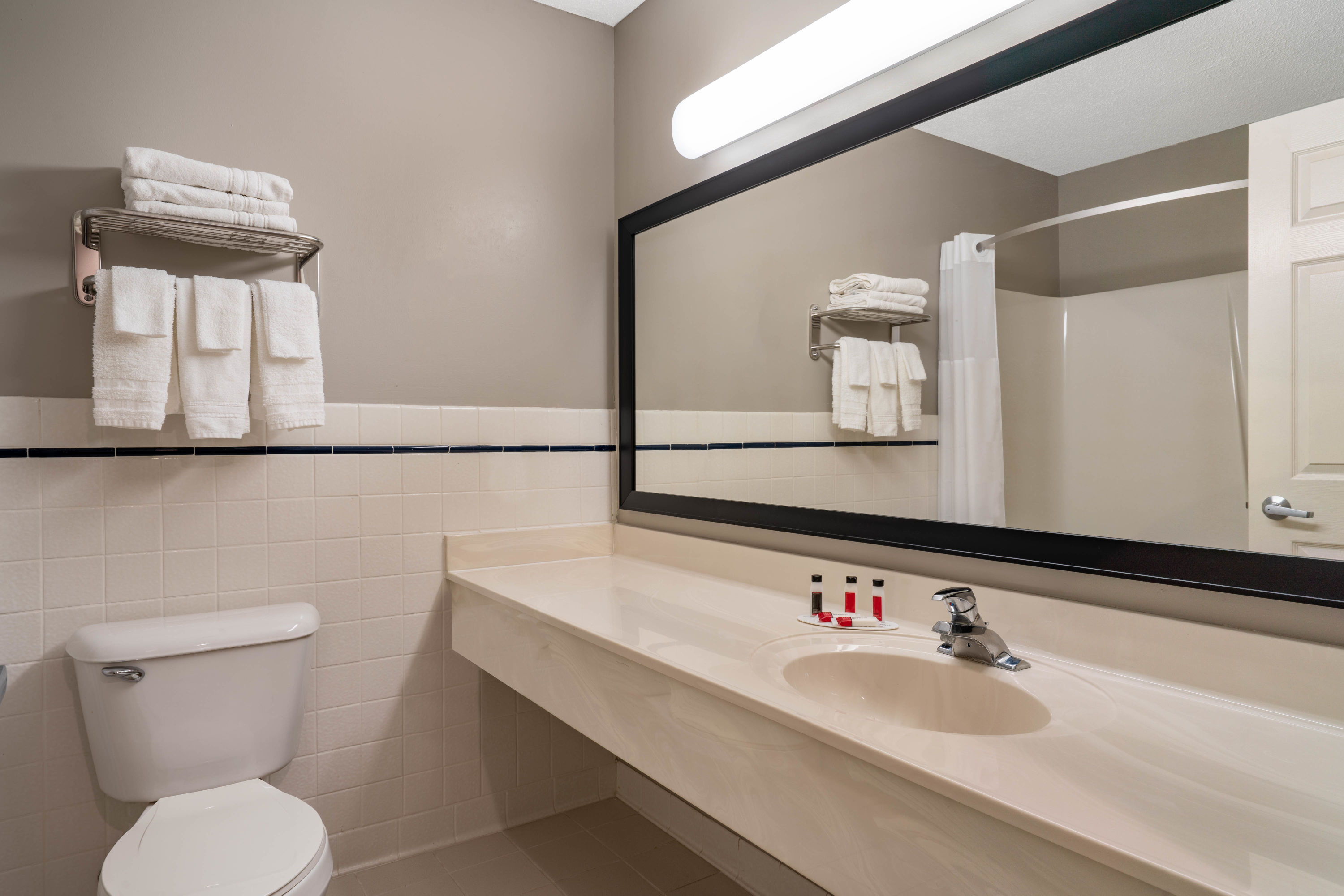 Guest room bath at the Baymont by Wyndham Baldwin in Baldwin, Wisconsin