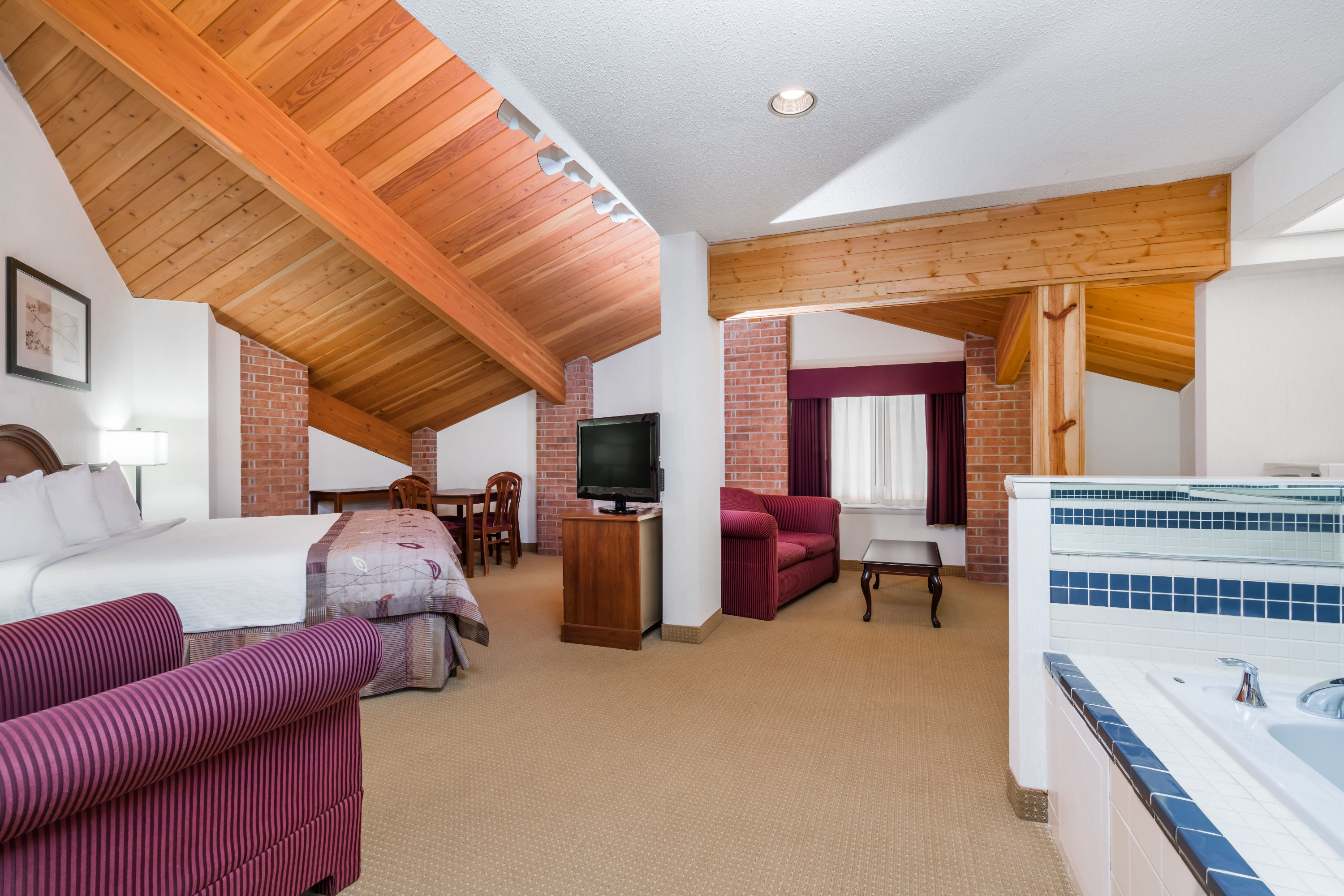 Baymont by Wyndham Marshfield suite in Marshfield, Wisconsin