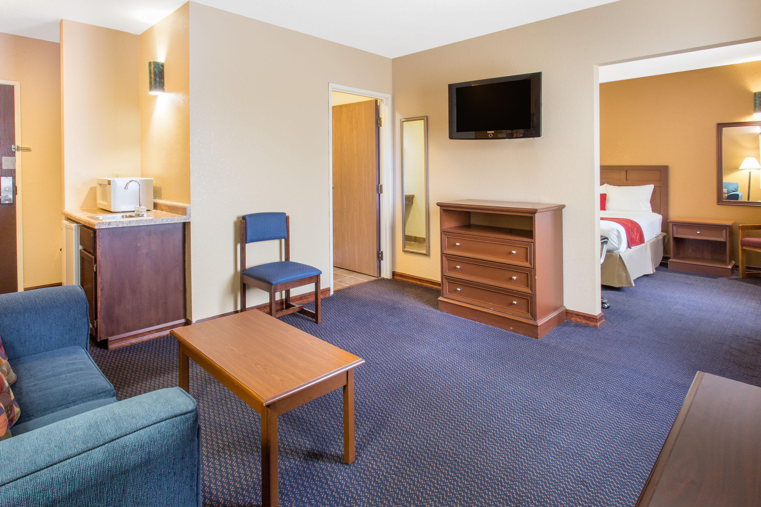 Guest room at the Baymont by Wyndham Waukesha in Waukesha, Wisconsin