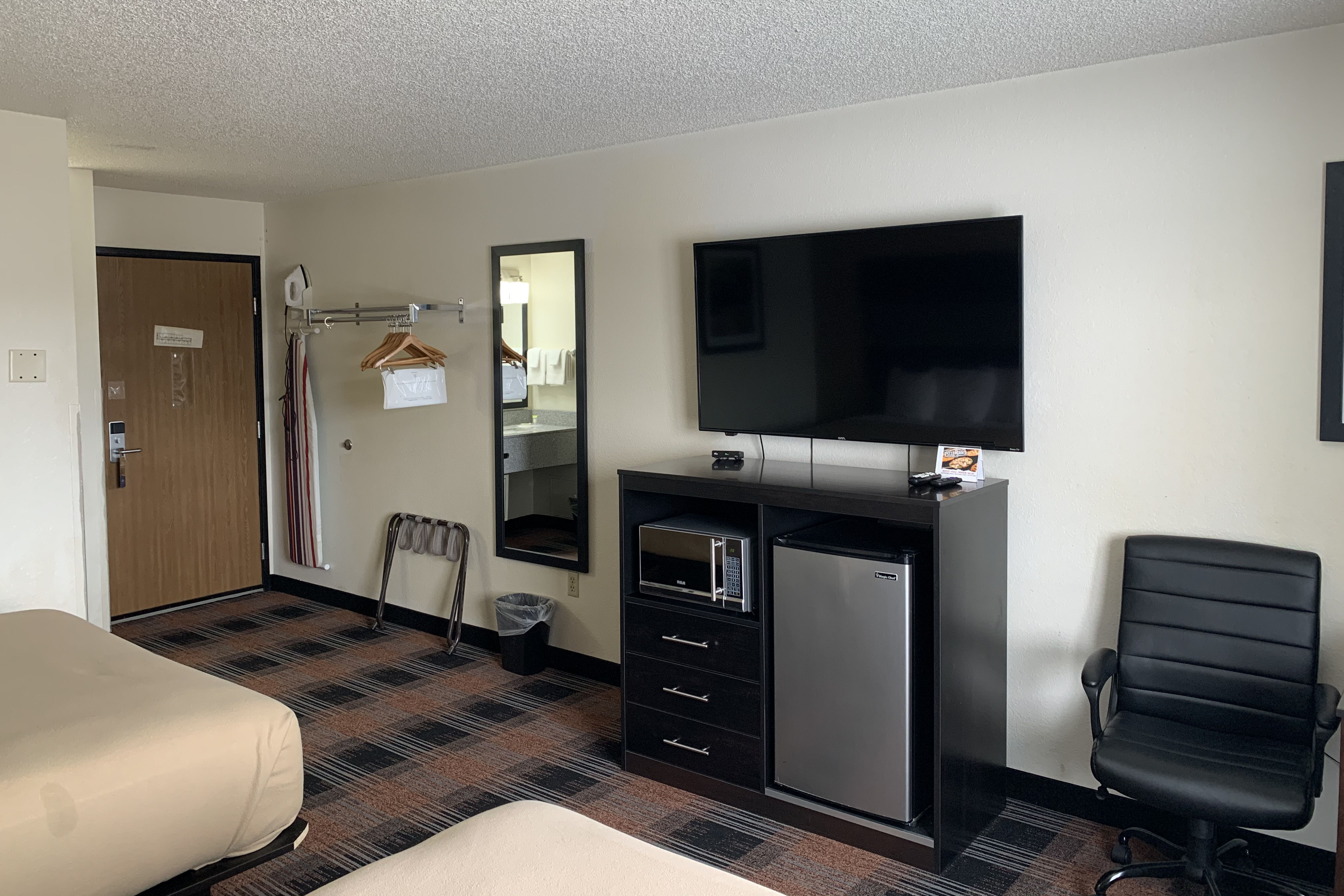 Guest room at the Baymont by Wyndham Waupun in Waupun, Wisconsin