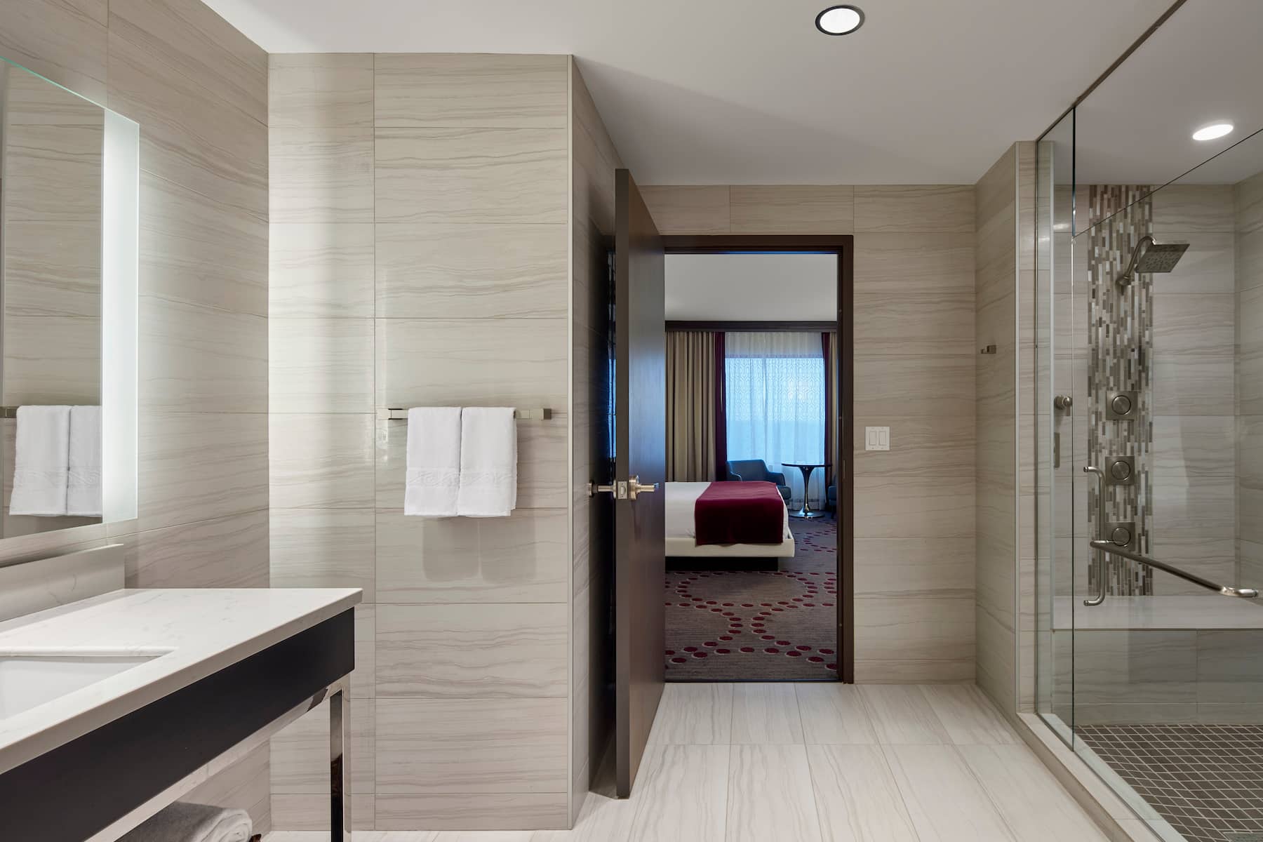 Guest room bath at the Harrah's Joliet in Joliet, Illinois