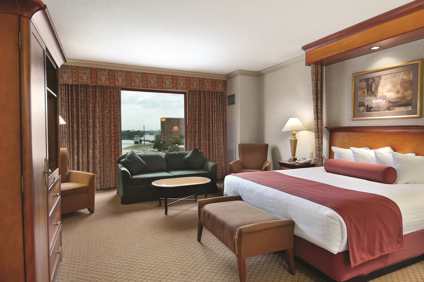 Guest room at the Harrah's Joliet in Joliet, Illinois