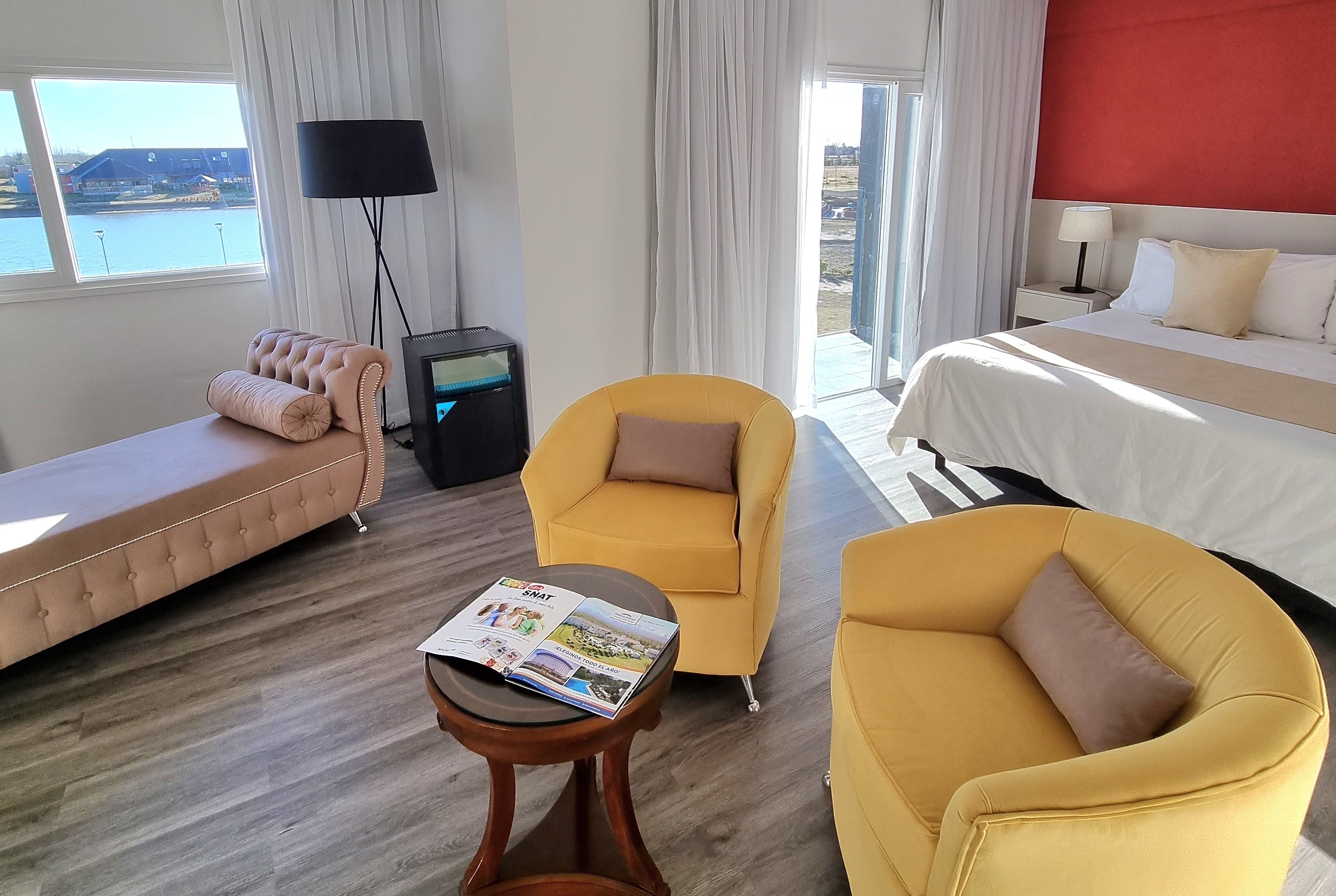 Guest room at the Days Inn by Wyndham Dolores Hotel Termal in Dolores, Other than US/Canada