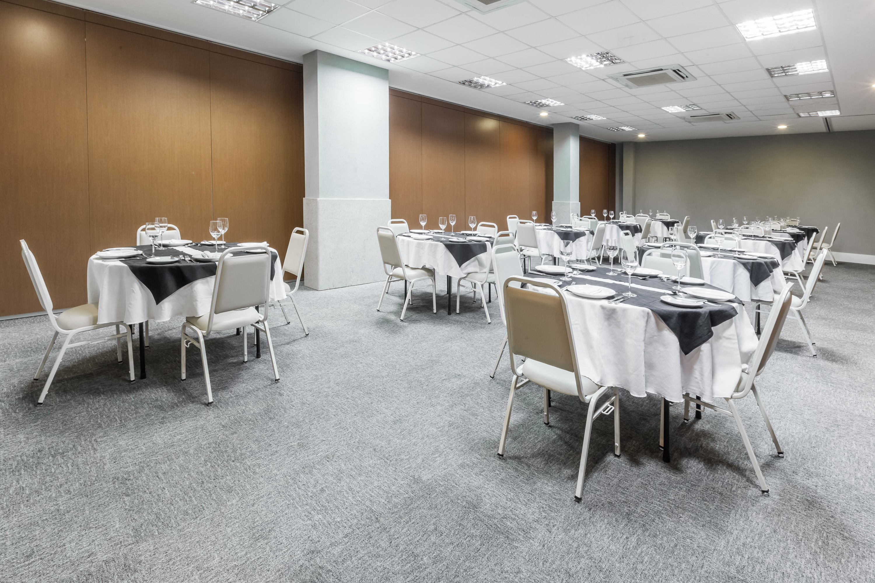 Meeting room at Days Inn by Wyndham Linhares in Linhares, Other than US/Canada