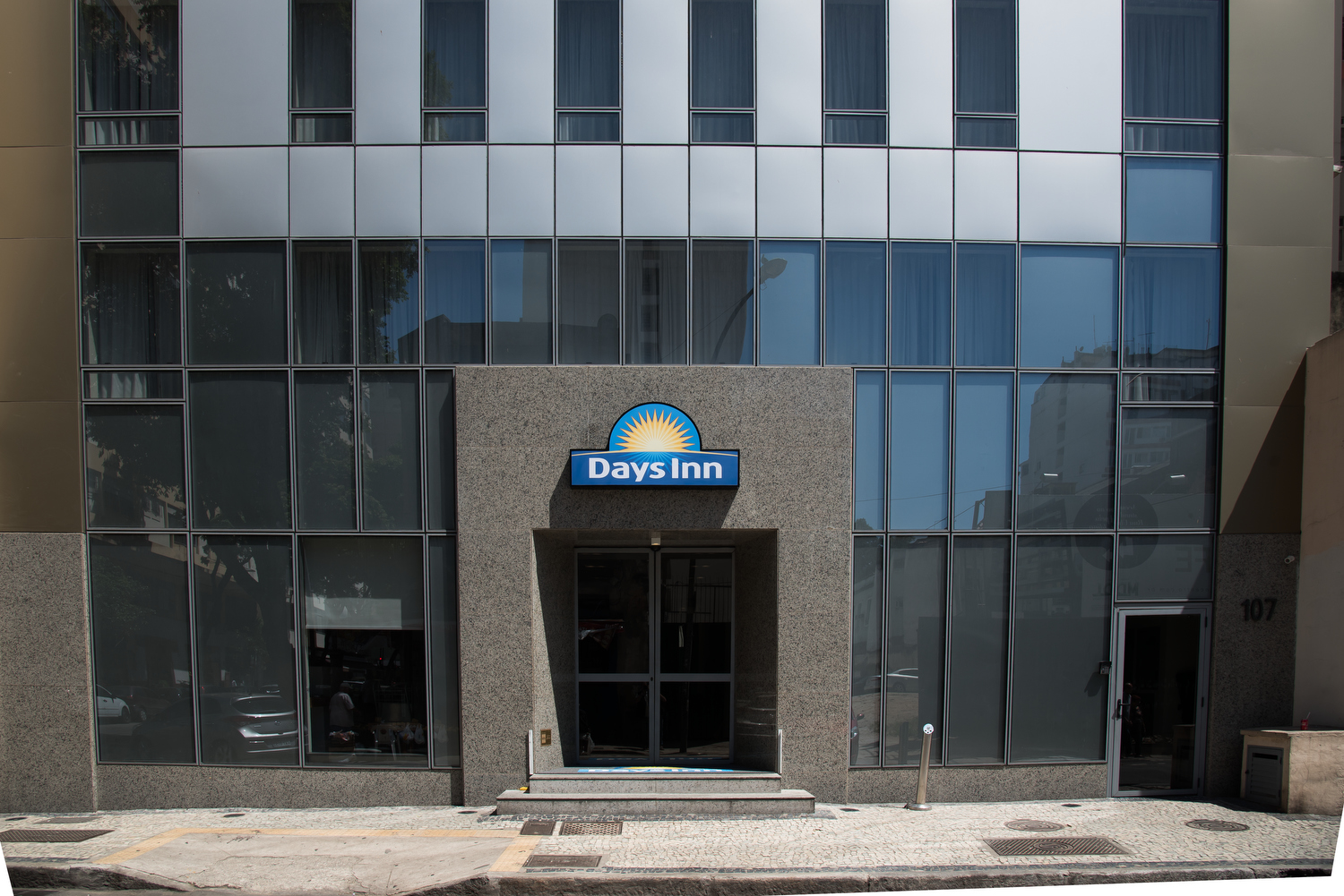 Exterior of Days Inn by Wyndham Rio de Janeiro Lapa hotel in Rio de Janeiro, Other than US/Canada