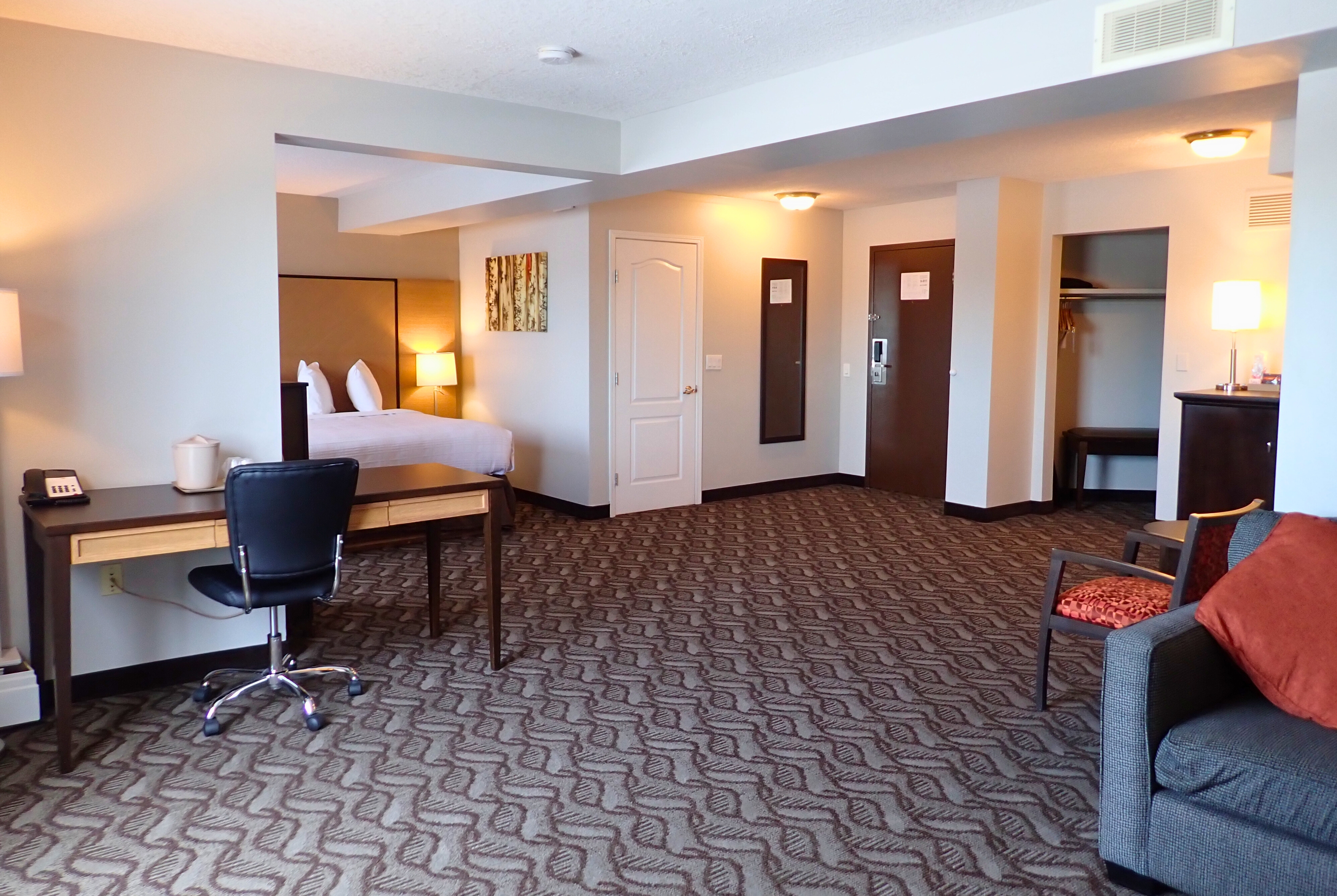 Guest room at the Days Inn by Wyndham Airdrie in Airdrie, Alberta