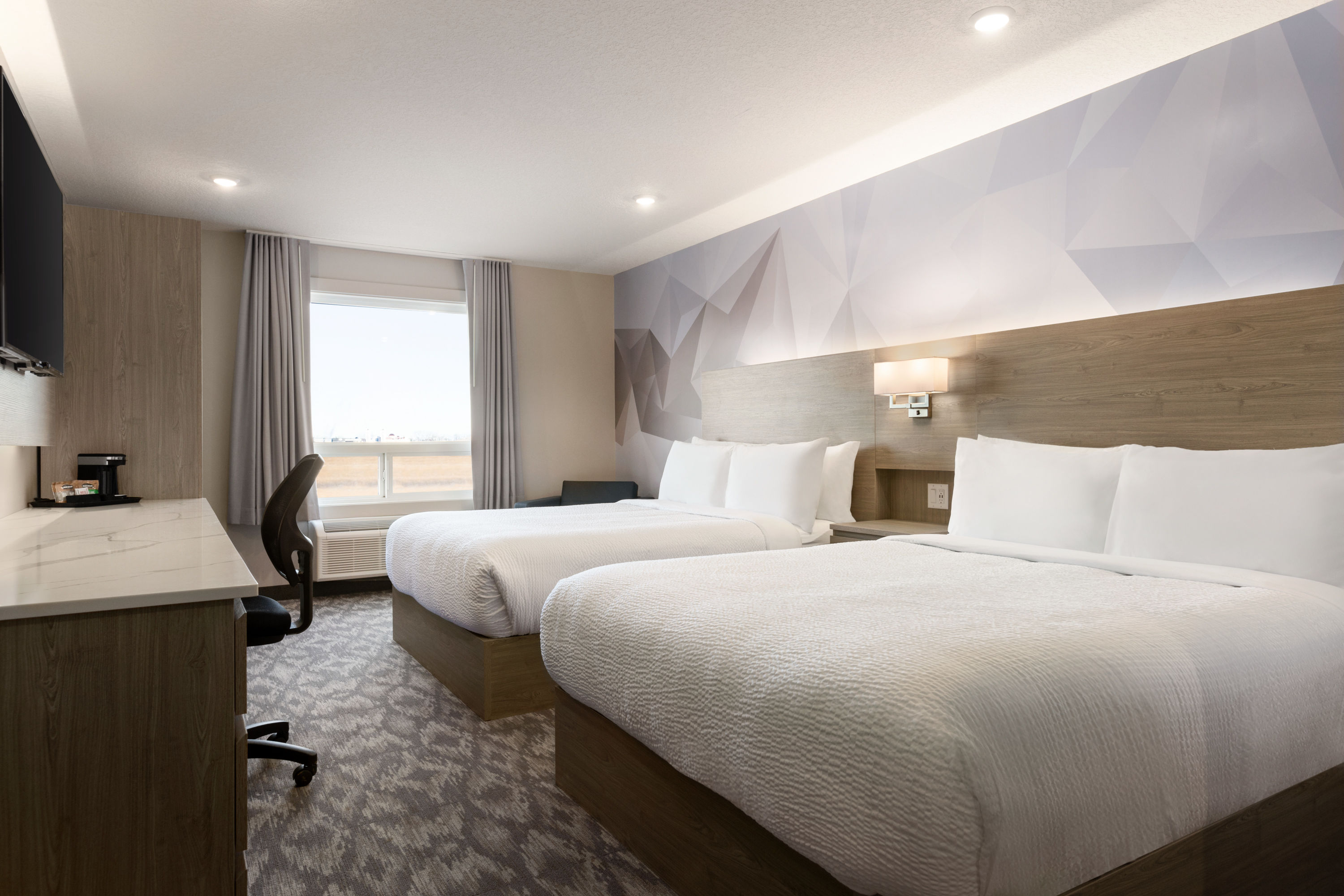 Days Inn Wyndham Calgary North Balzac Balzac  Hotels