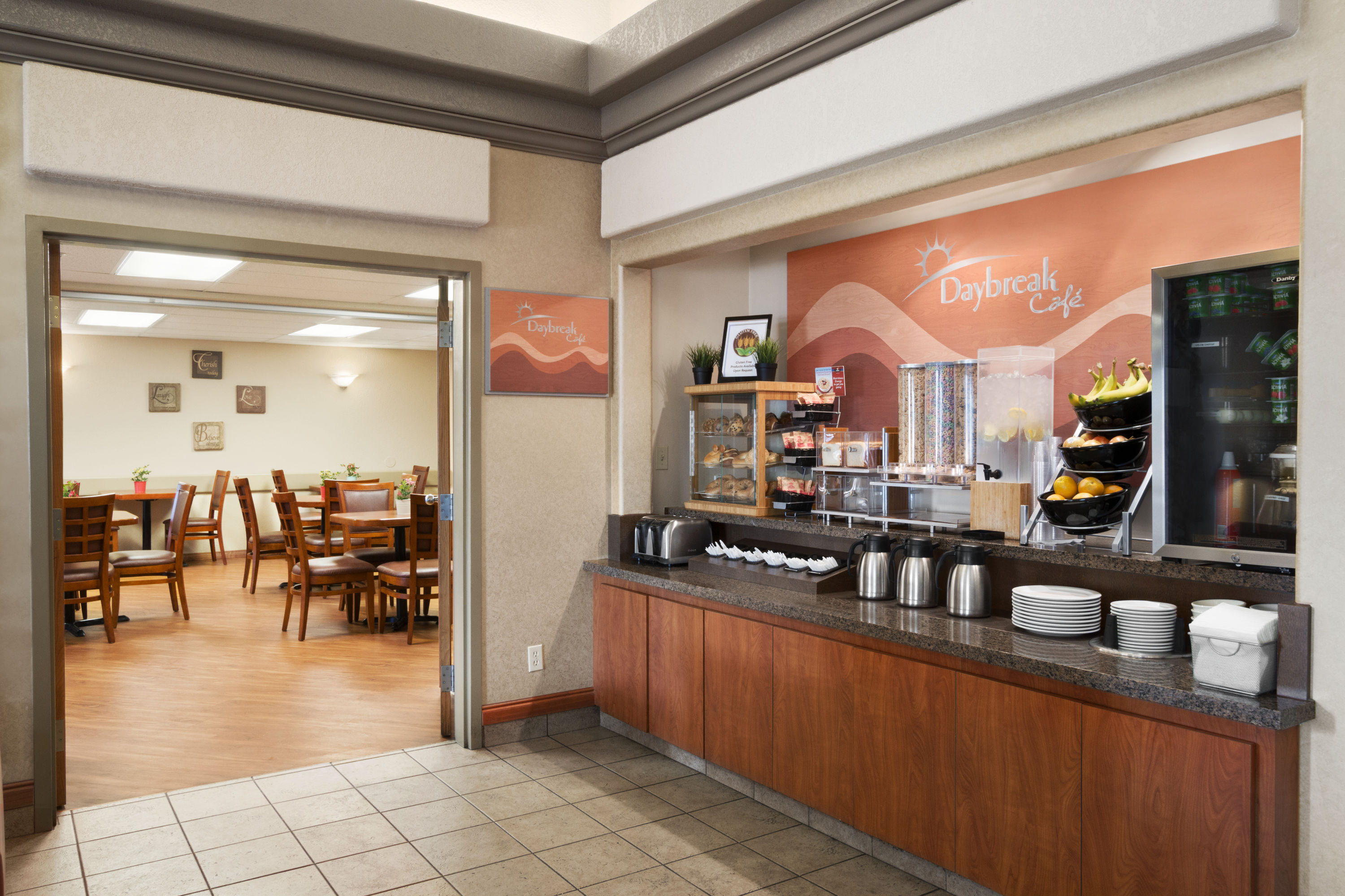 Days Inn by Wyndham Calgary Airport restaurant in Calgary, Alberta