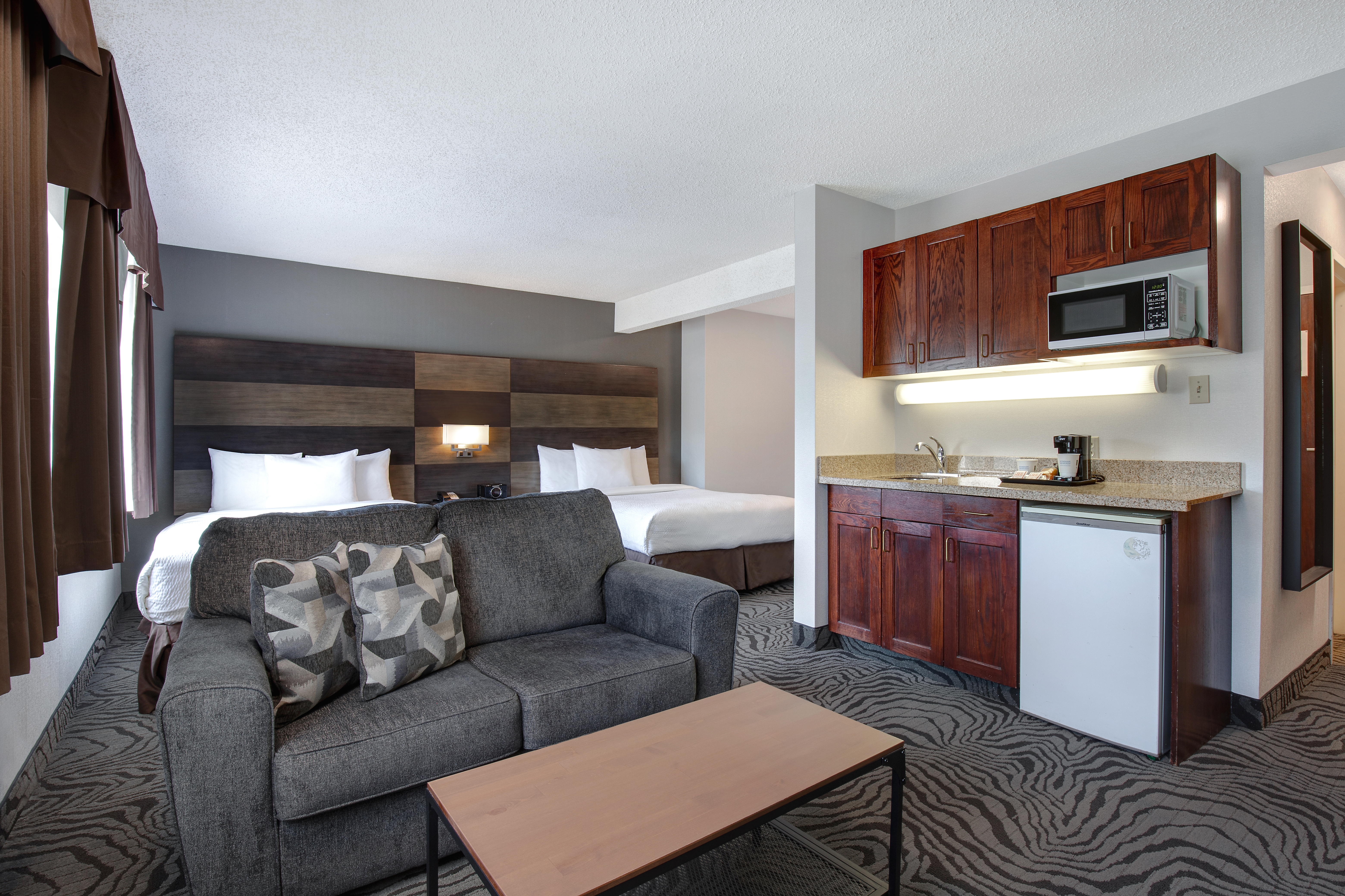 Guest room at the Days Inn by Wyndham Calgary South in Calgary, Alberta