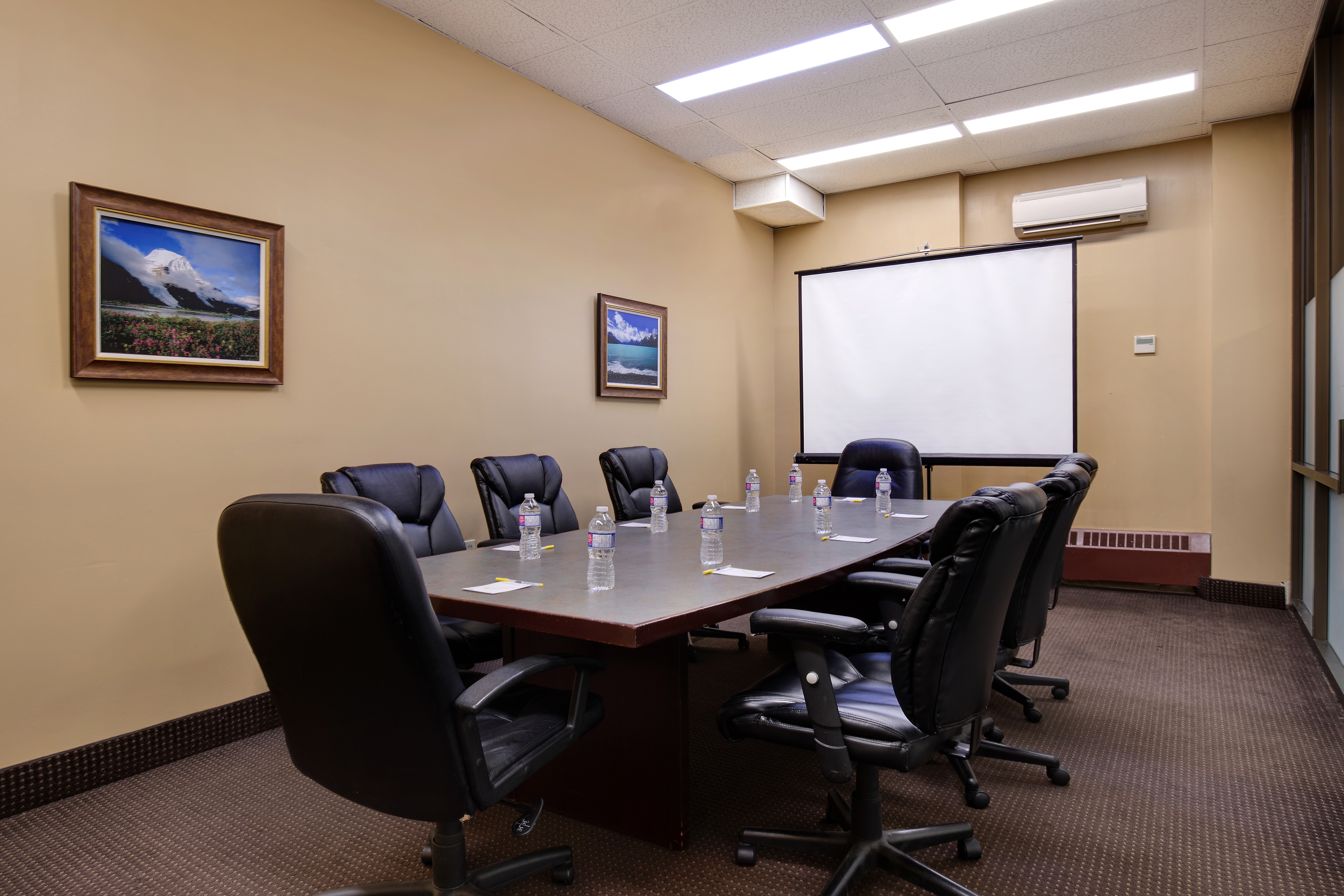 Meeting room at Days Inn by Wyndham Calgary South in Calgary, Alberta