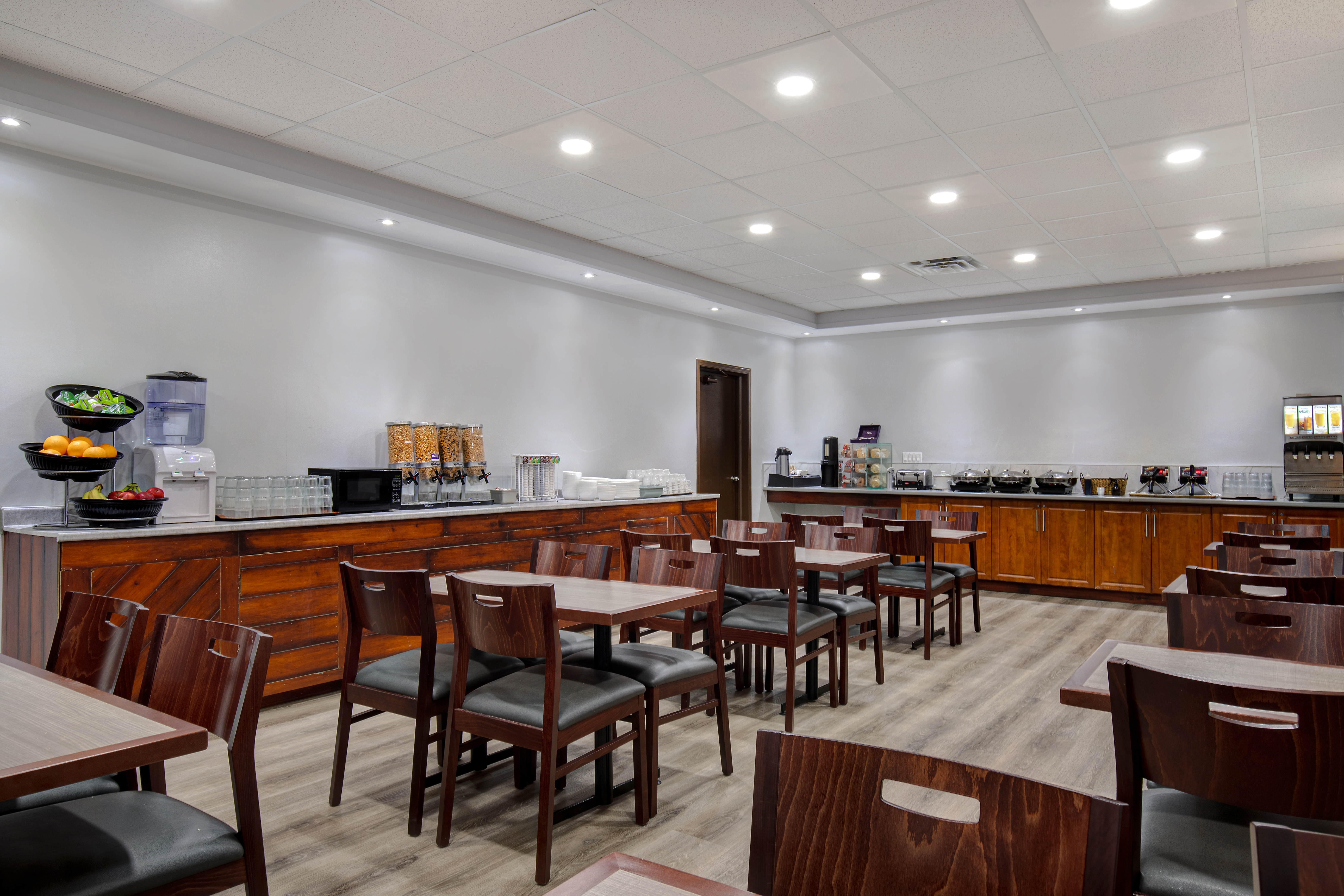 Days Inn by Wyndham Calgary South restaurant in Calgary, Alberta