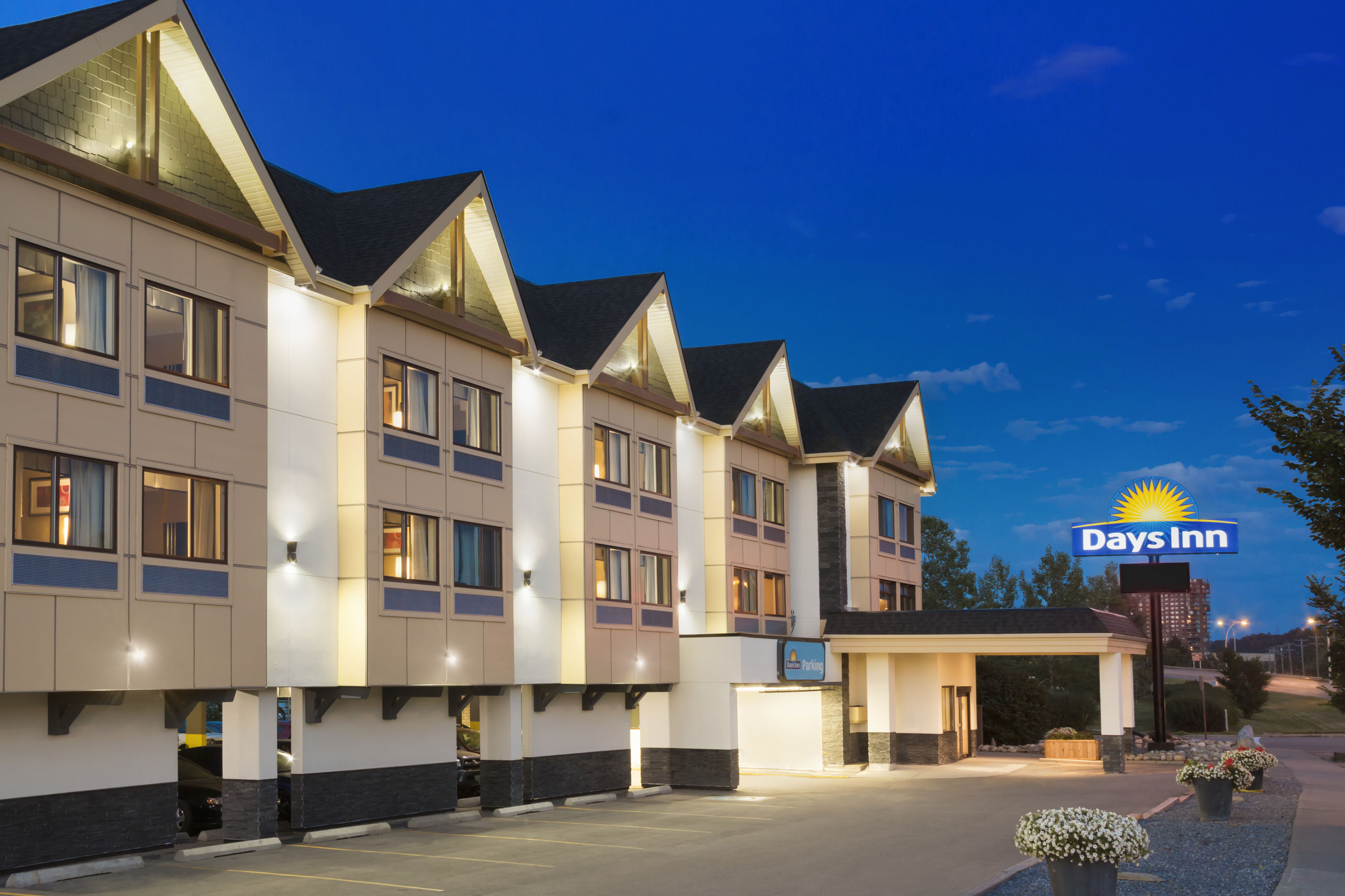 Days Inn Wyndham Calgary Northwest Calgary  Hotels