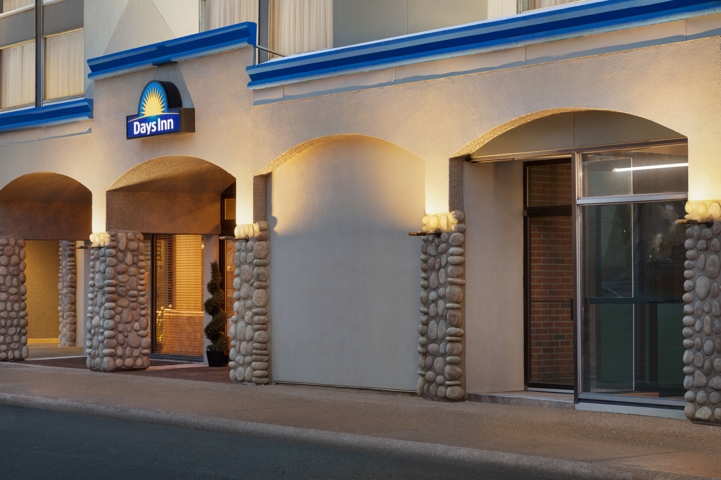 Edmonton Inn Events Days Inn by Wyndham Edmonton Downtown | Edmonton, AB Hotels