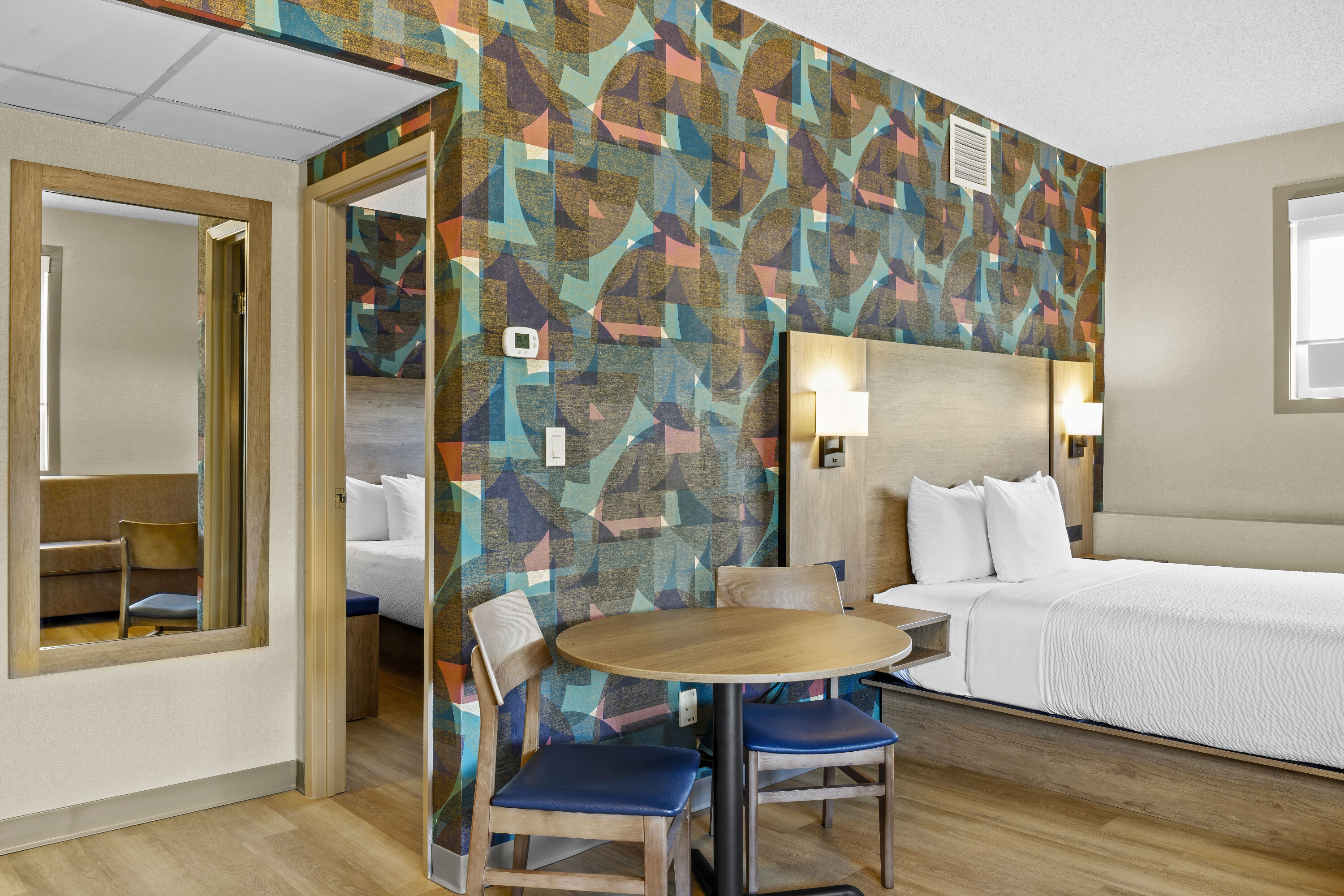 Days Inn & Suites by Wyndham West Edmonton suite in Edmonton, Alberta