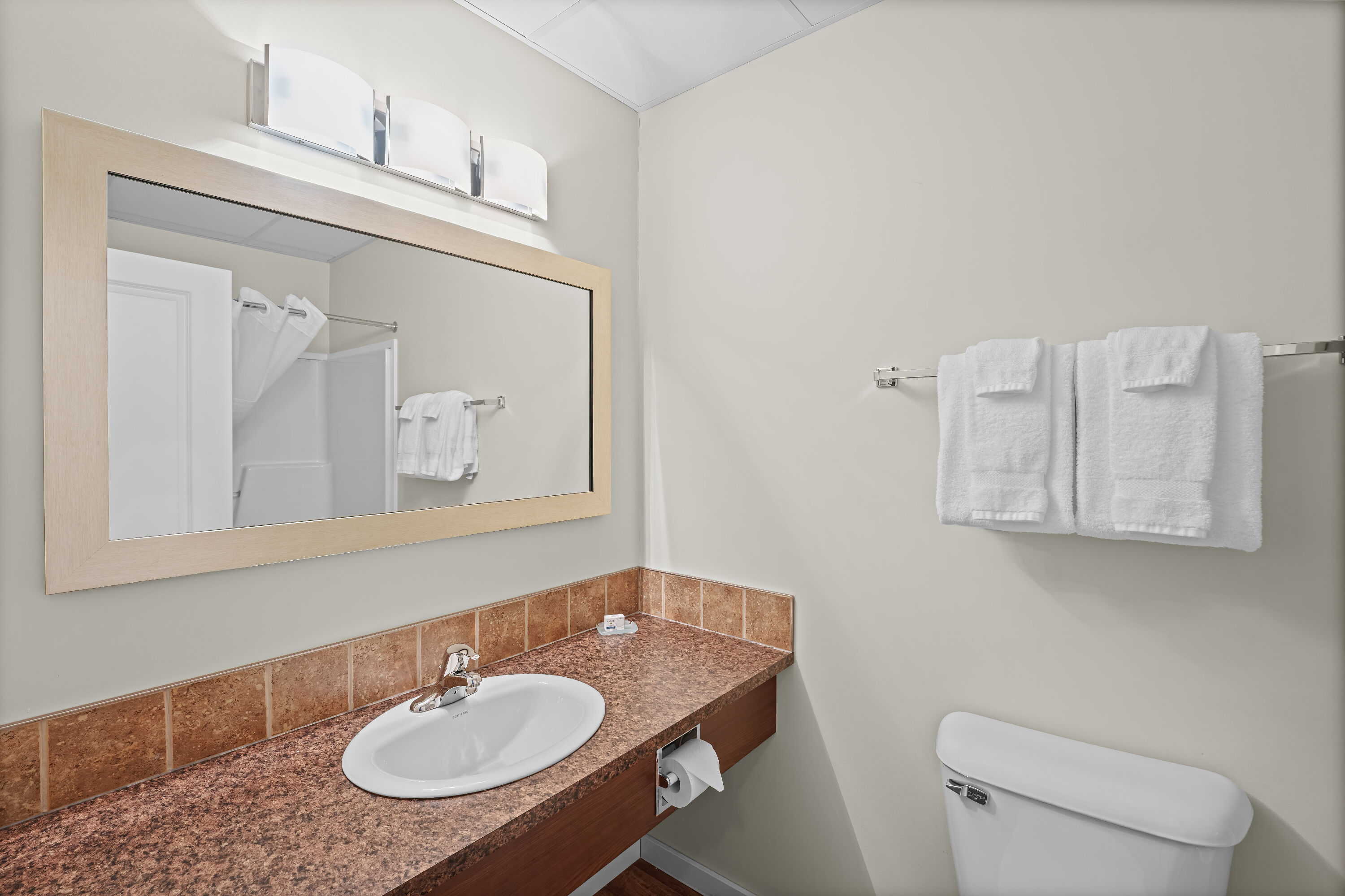 Guest room bath at the Days Inn by Wyndham Lamont in Lamont, Alberta