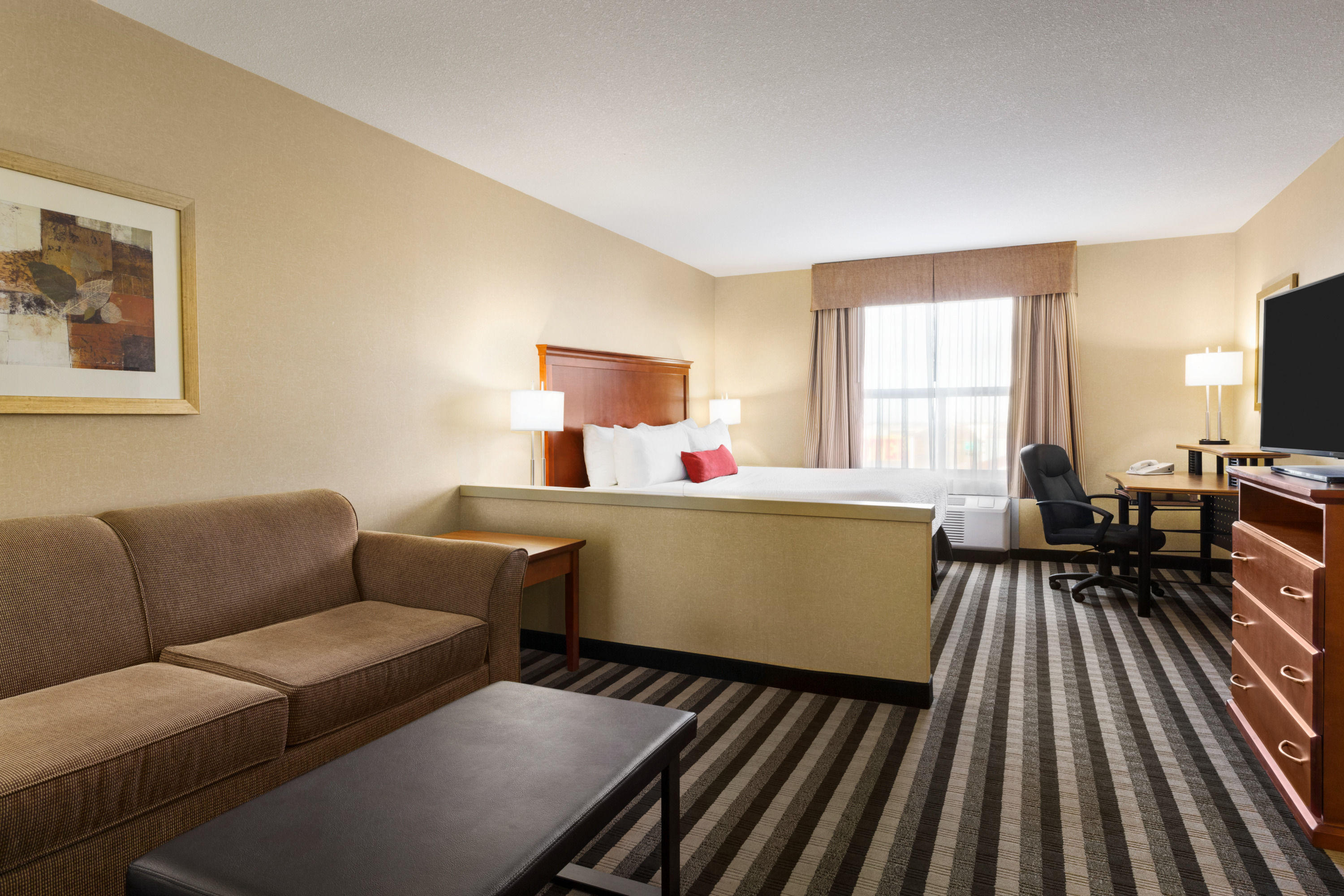 Days Inn Amp Suites By Wyndham Edmonton Airport Leduc Ab