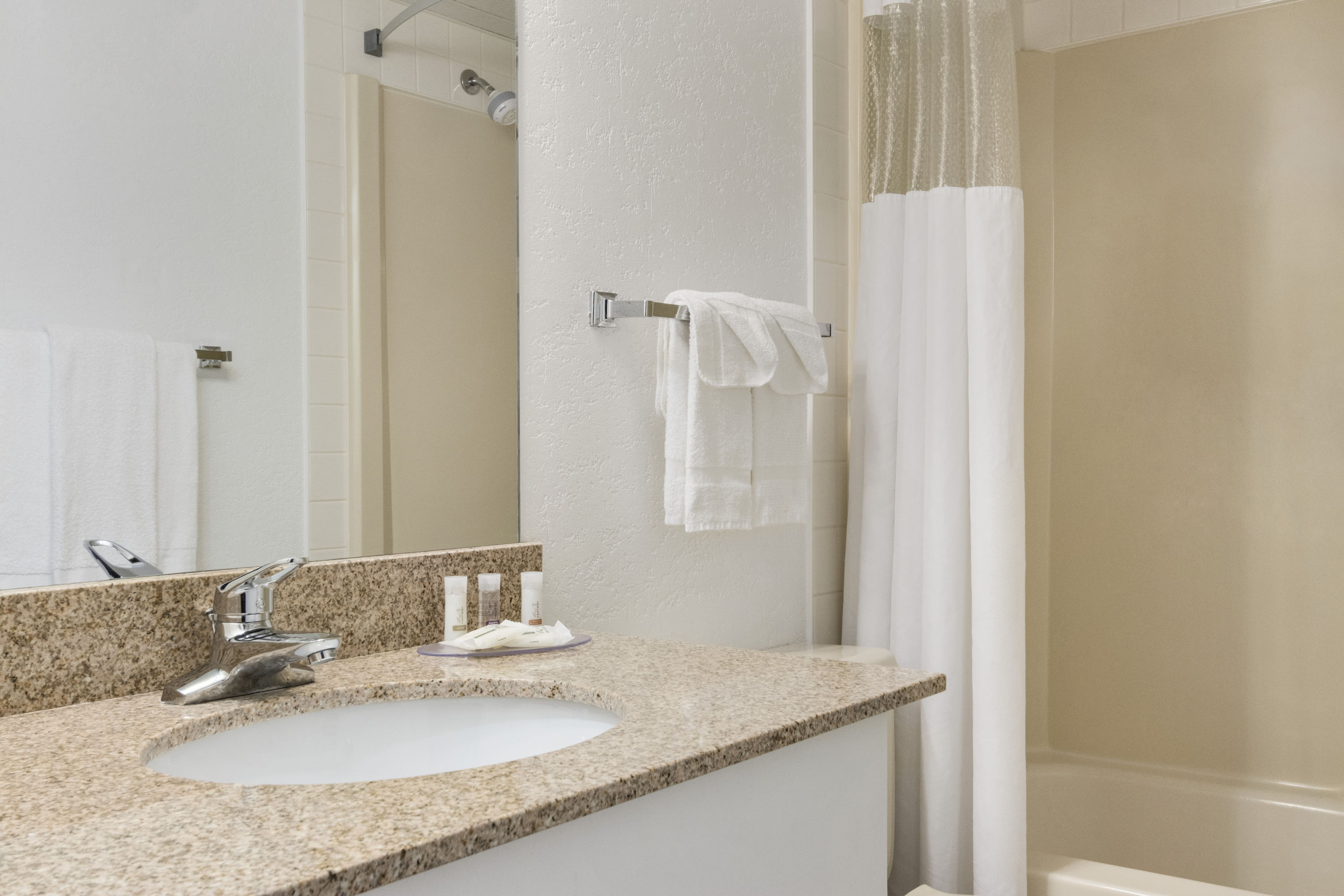 Guest room bath at the Days Inn by Wyndham Lethbridge in Lethbridge, Alberta