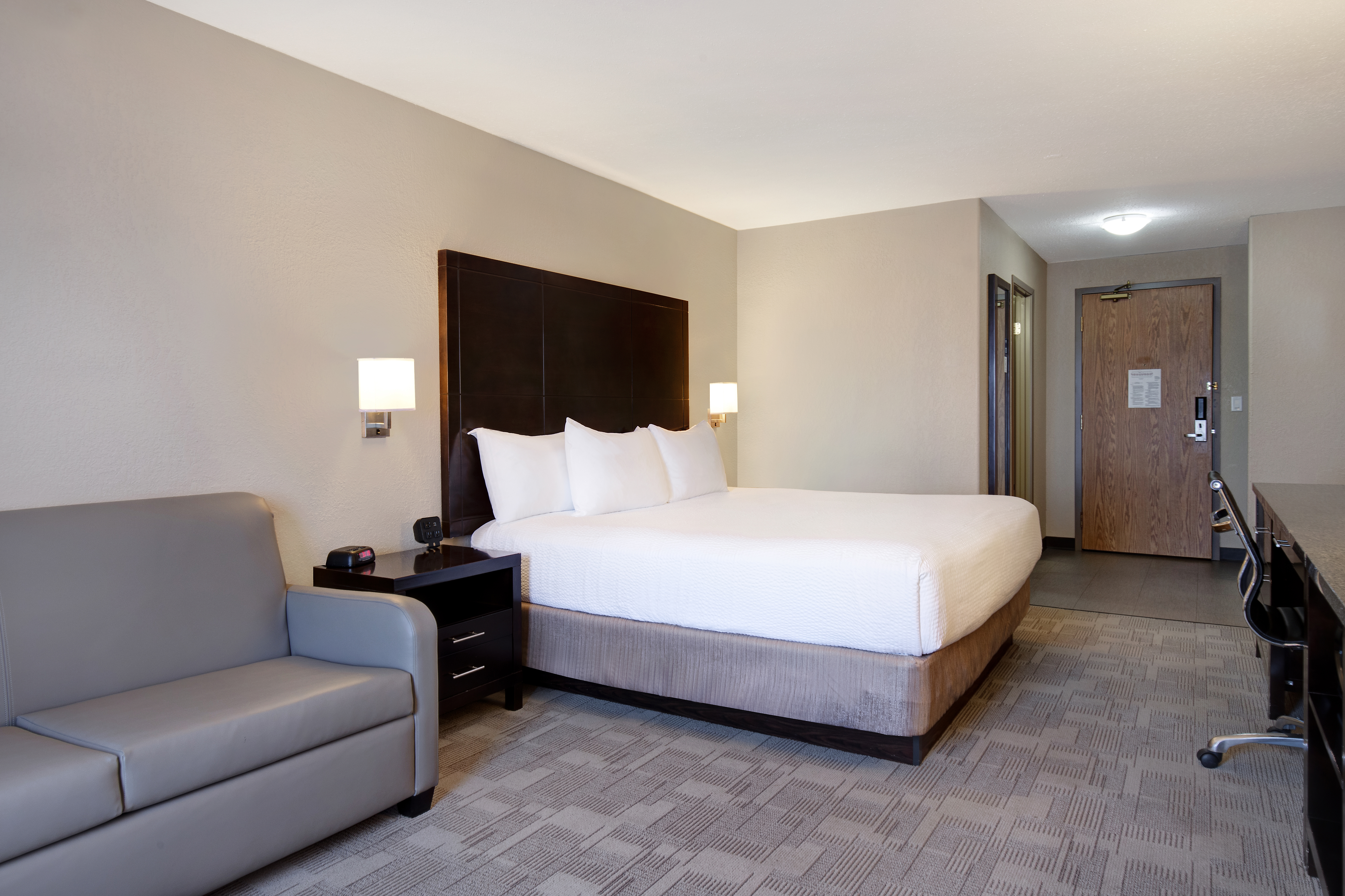 Guest room at the Days Inn by Wyndham Medicine Hat in Medicine Hat, Alberta