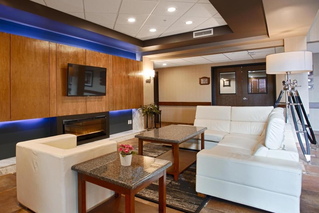 Days Inn by Wyndham Redwater lobby feature in Redwater, Alberta