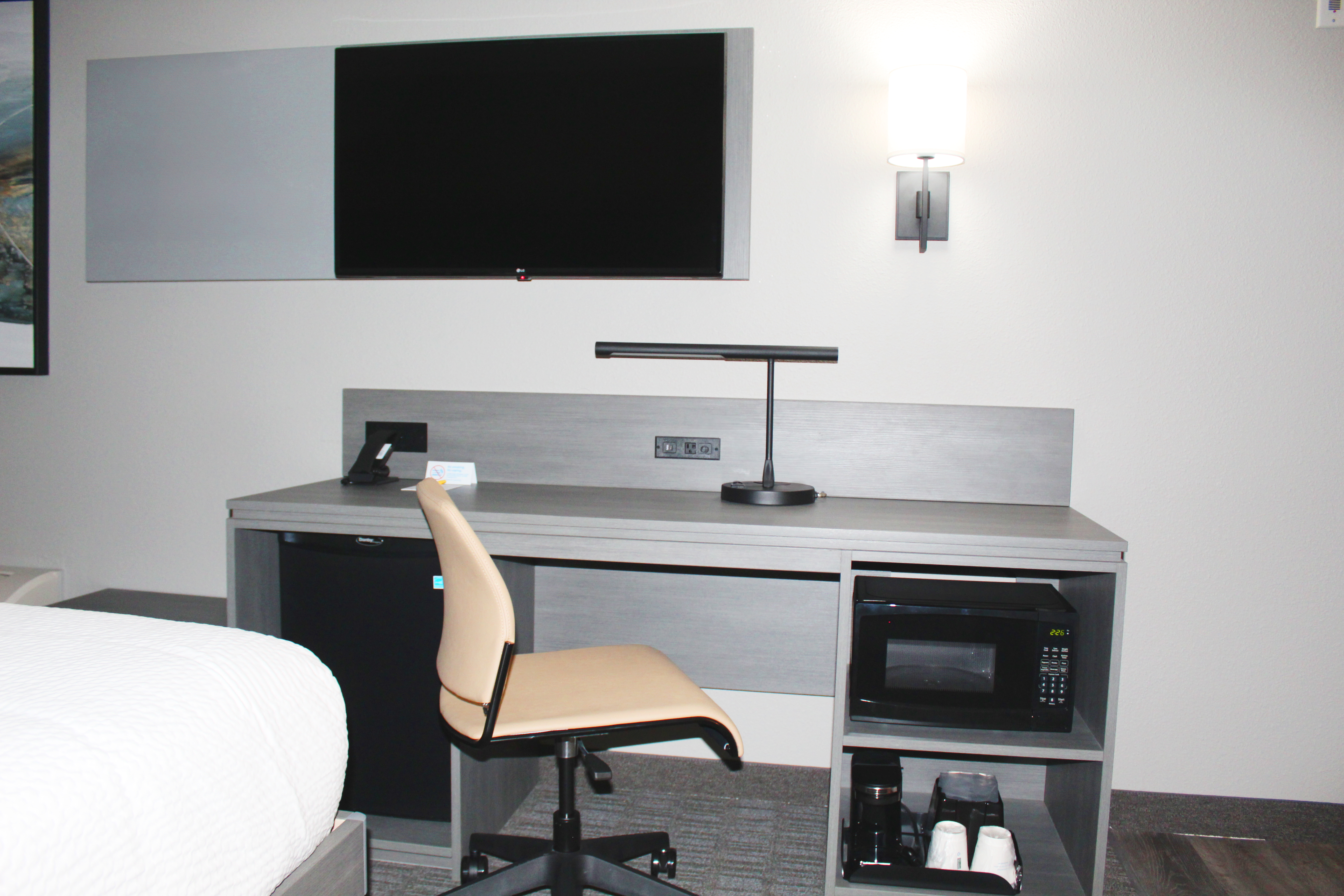 Guest room feature at the Days Inn by Wyndham Stony Plain in Stony Plain, Alberta