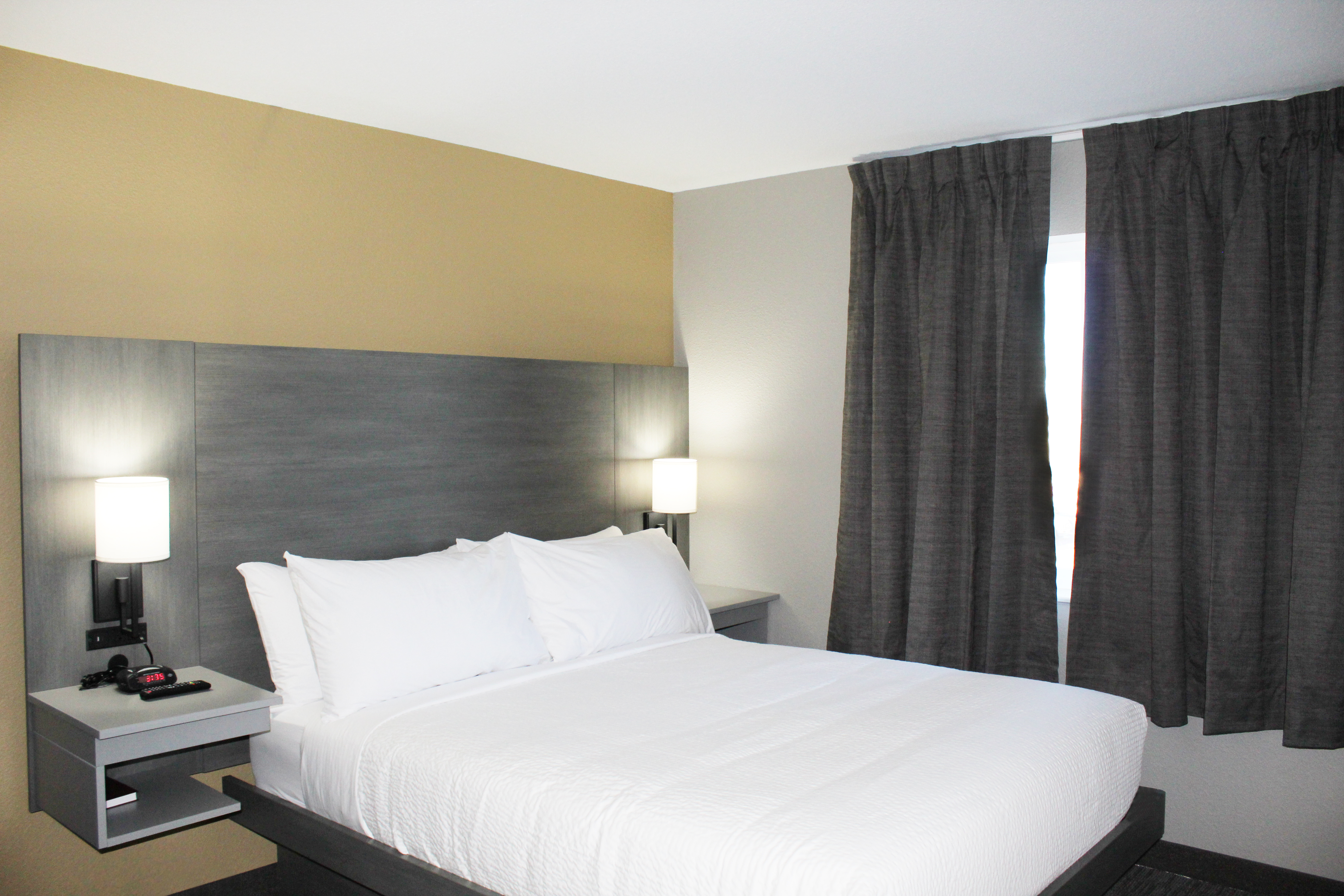 Guest room at the Days Inn by Wyndham Stony Plain in Stony Plain, Alberta
