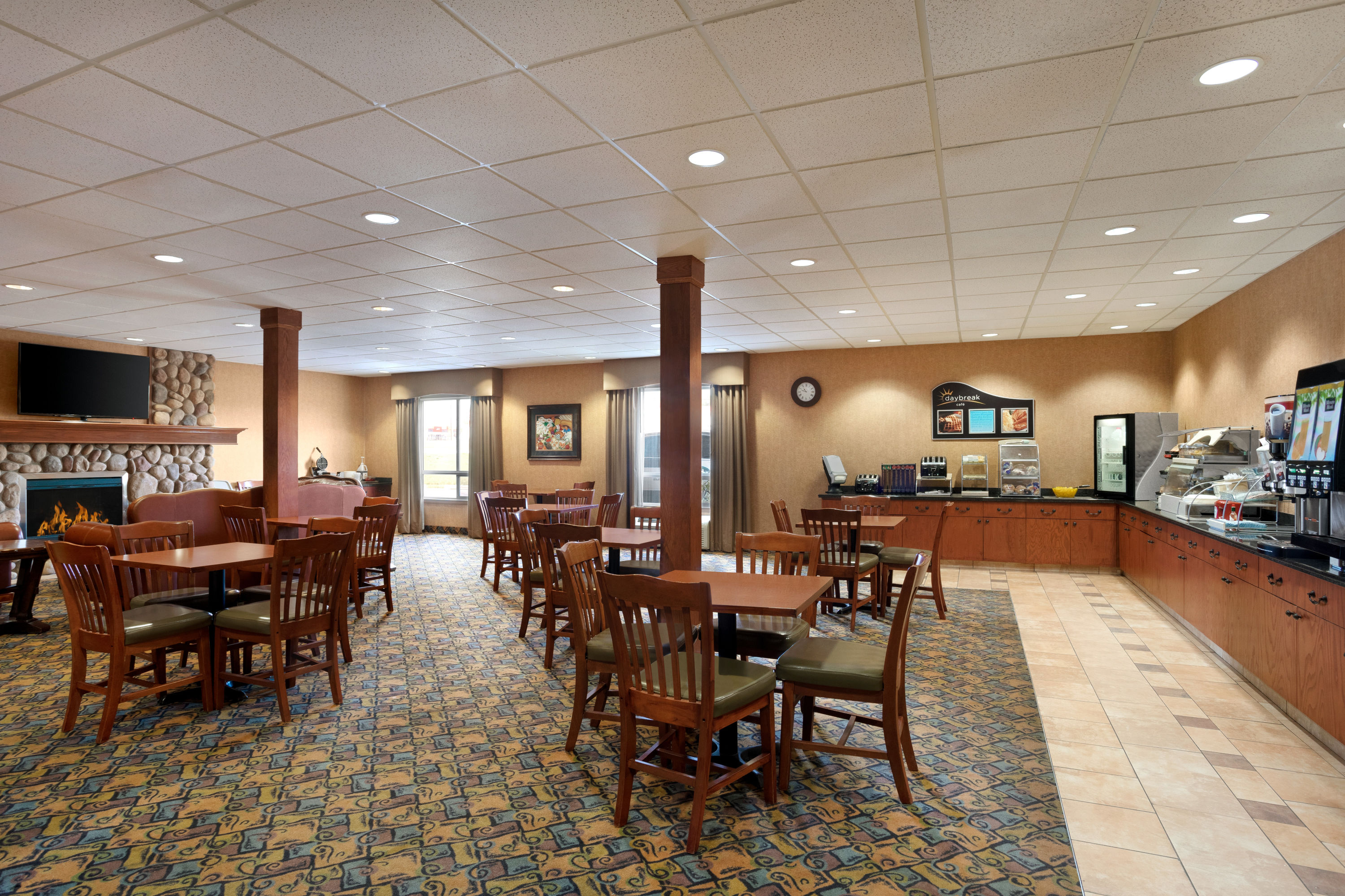 Days Inn & Suites by Wyndham Strathmore restaurant in Strathmore, Alberta
