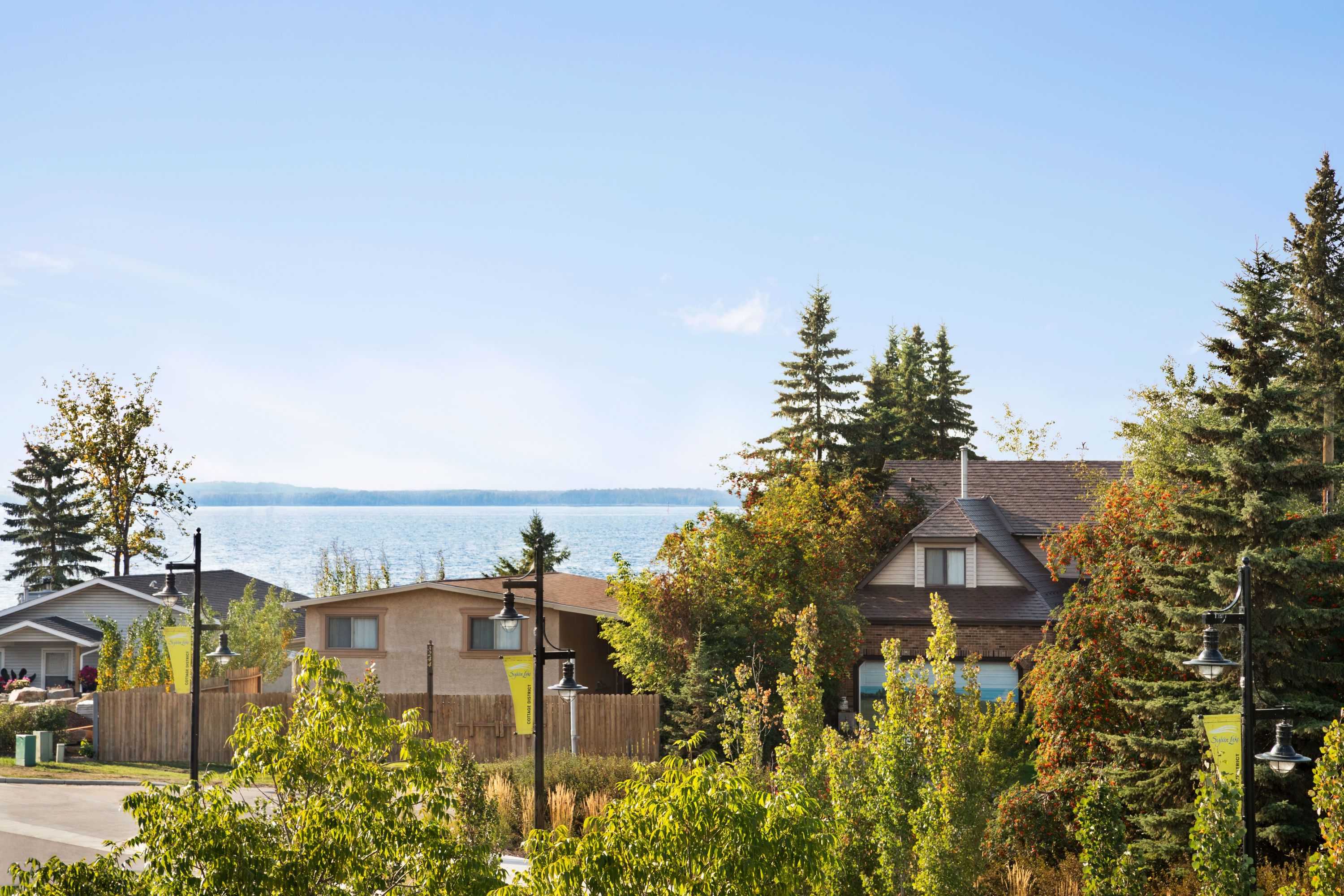 Guest room feature at the Days Inn by Wyndham Sylvan Lake in Sylvan Lake, Alberta