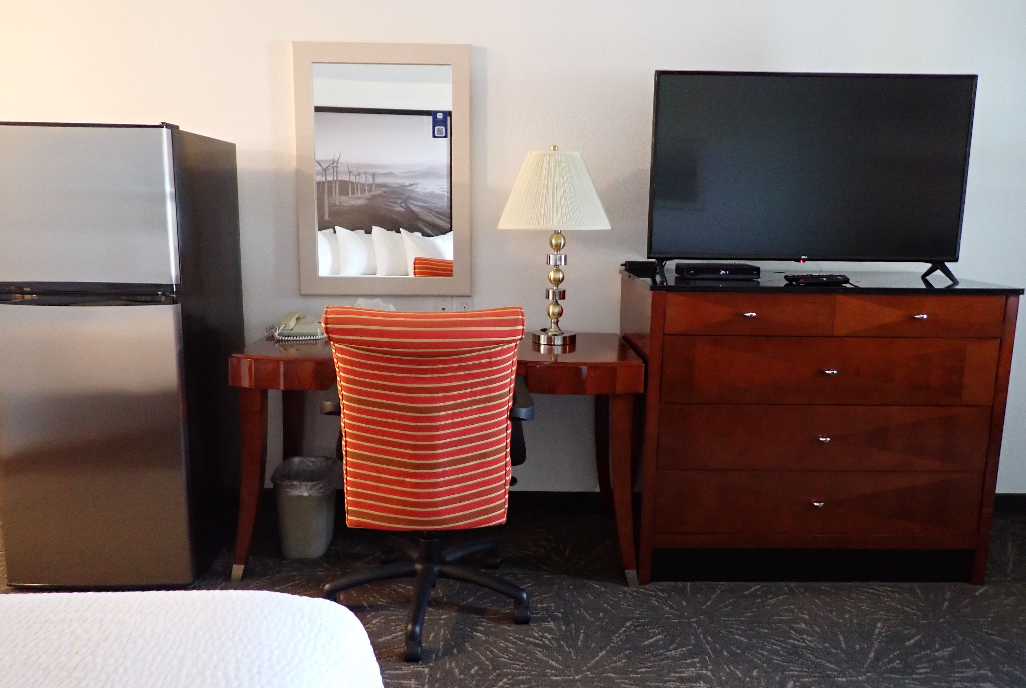Guest room at the Days Inn by Wyndham Taber in Taber, Alberta