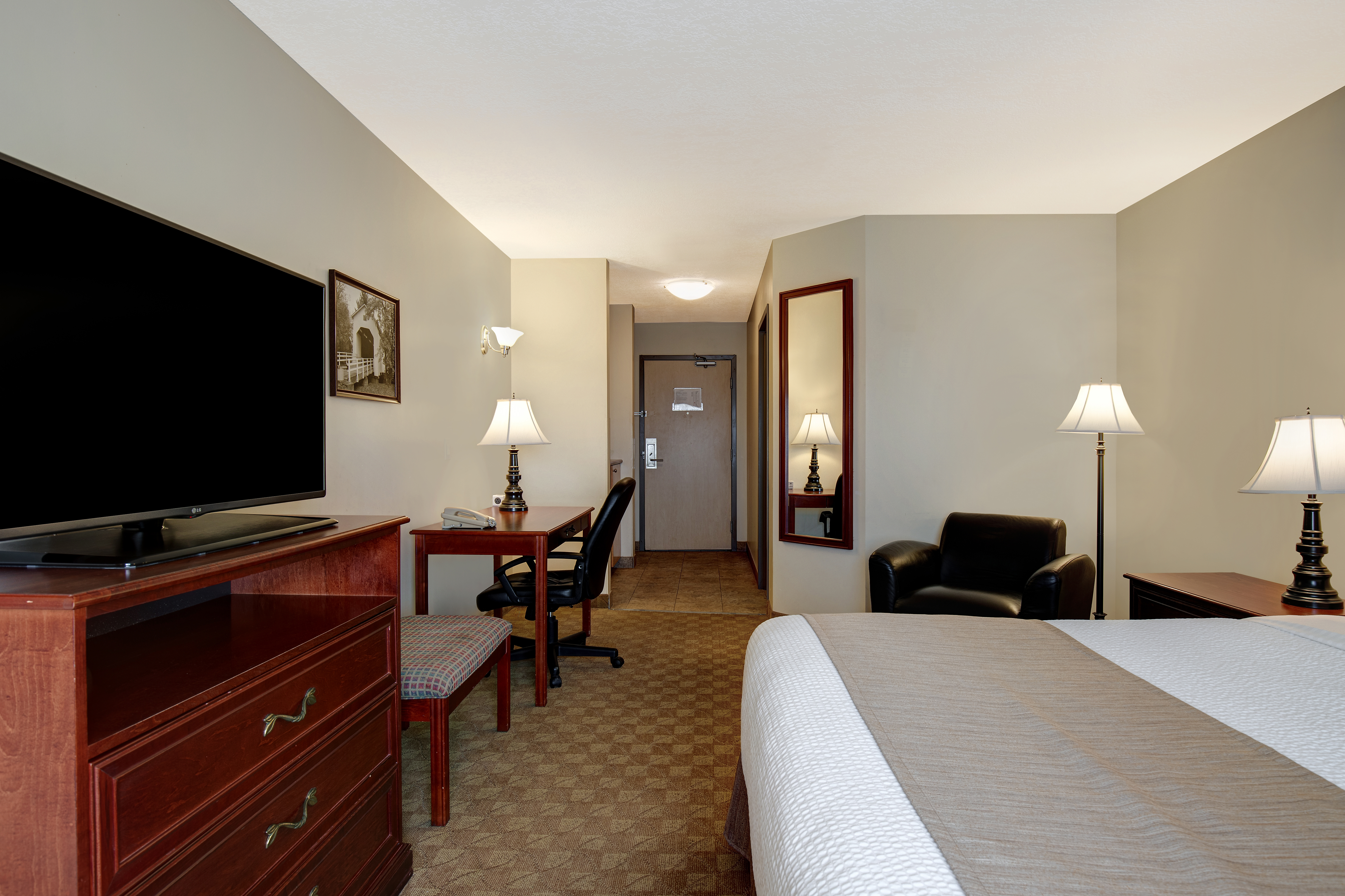 Guest room at the Days Inn by Wyndham Dawson Creek in Dawson Creek, British Columbia