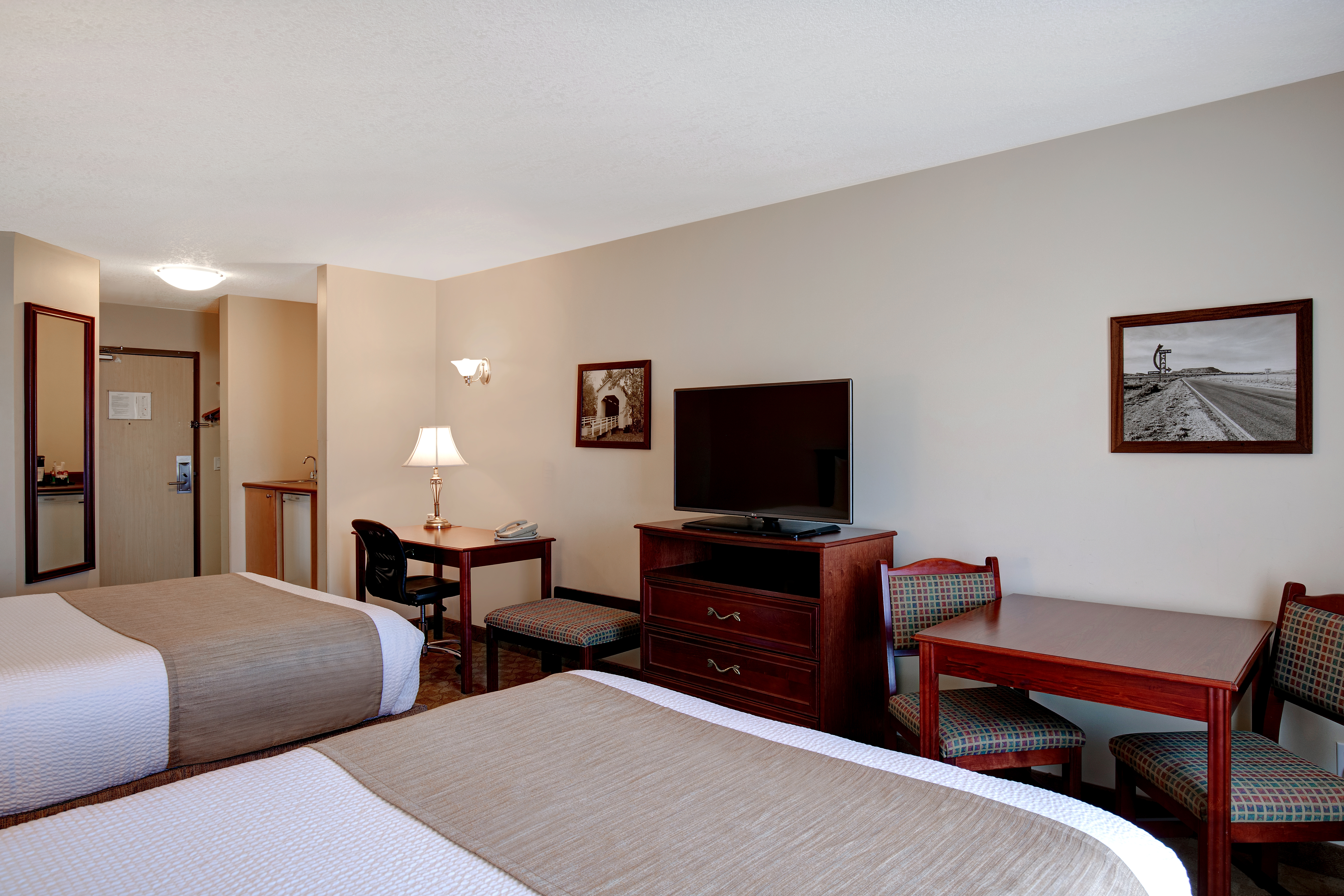 Guest room at the Days Inn by Wyndham Dawson Creek in Dawson Creek, British Columbia
