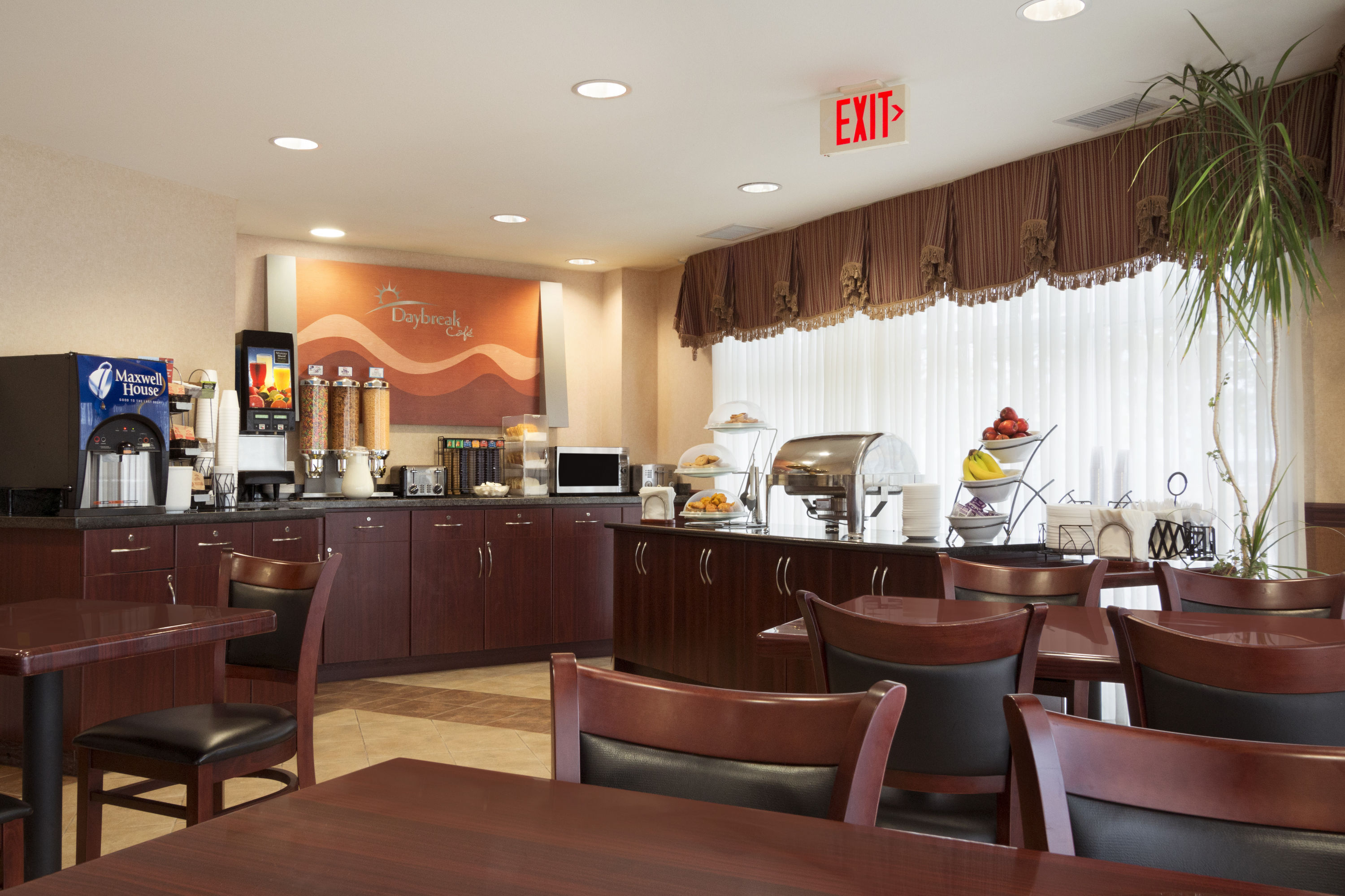 Days Inn & Suites by Wyndham Langley restaurant in Langley, British Columbia