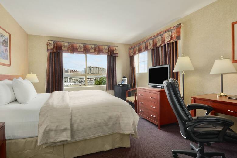 Guest room at the Days Inn - Vancouver Airport in Richmond, British Columbia